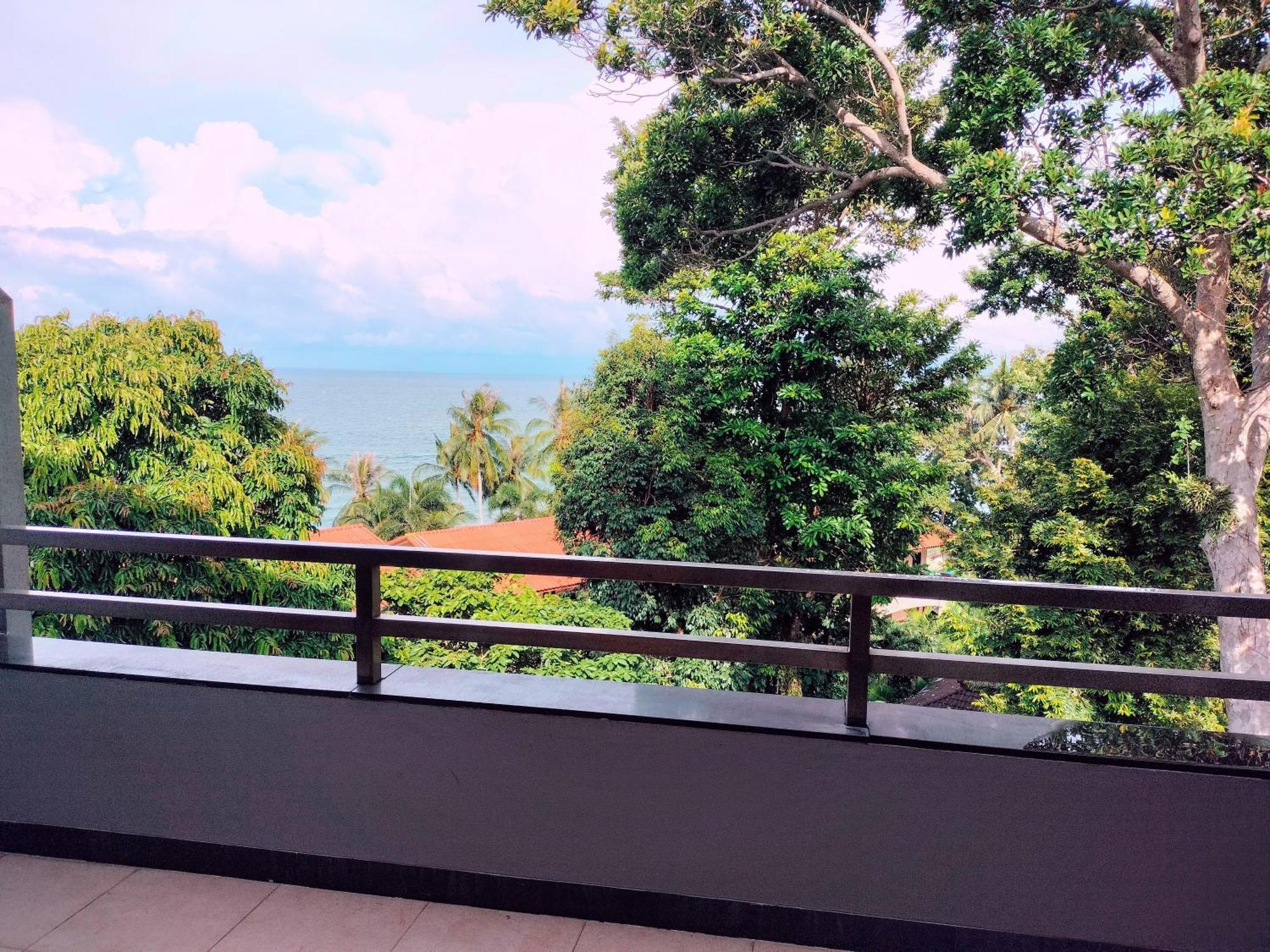 Chang Buri & Hillside Resort 3*