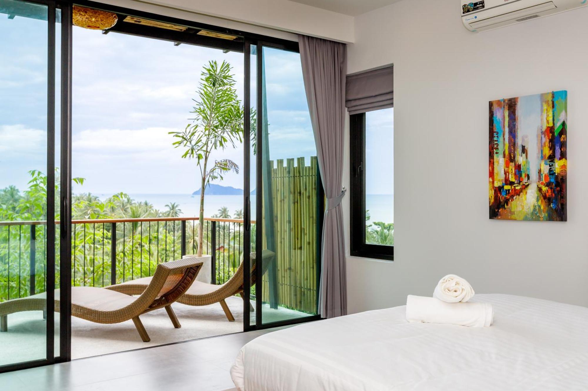 2br Sea View Pool D