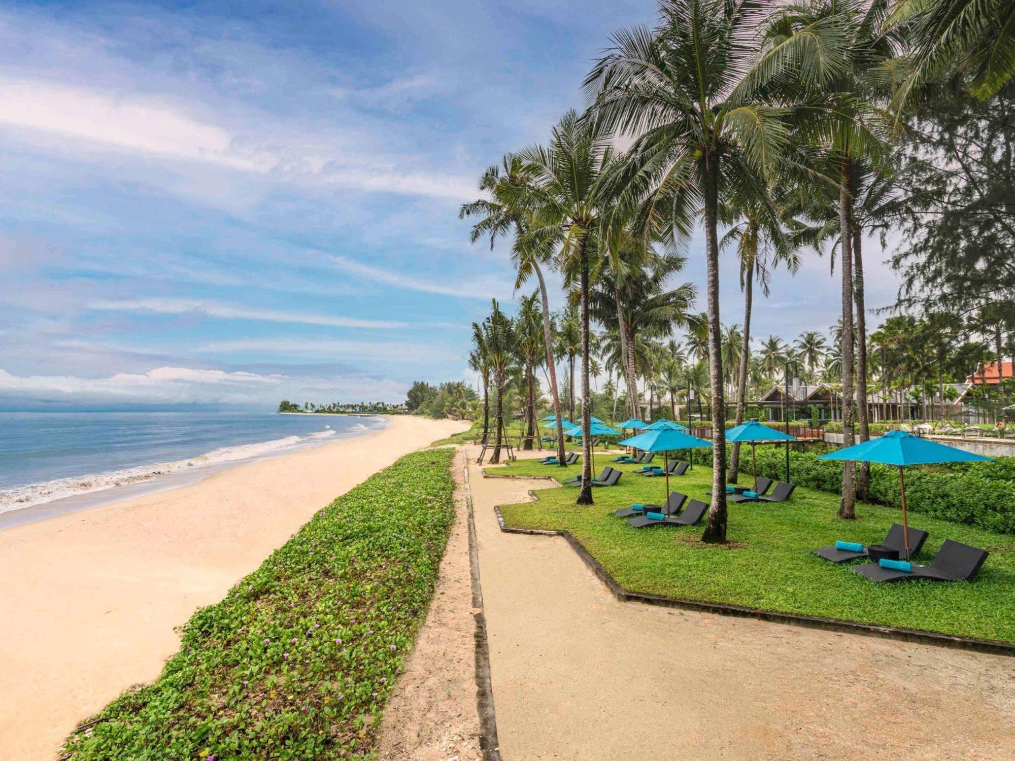 Grand Mercure Bangsak Hotel