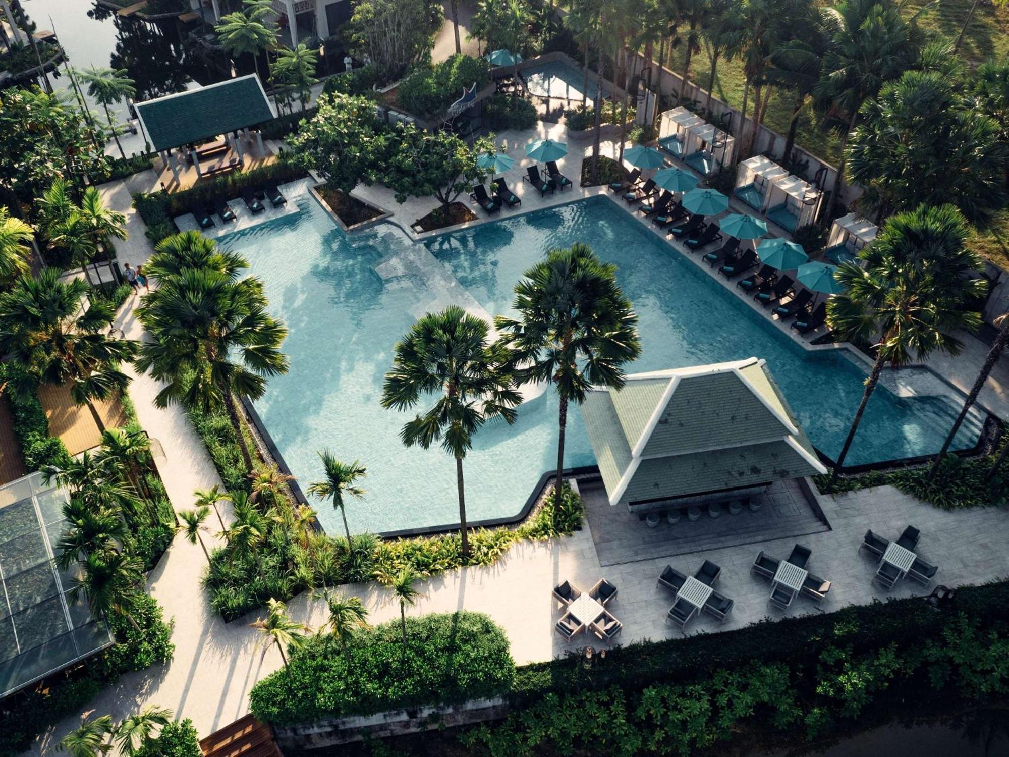 Grand Mercure Bangsak Khao Lak