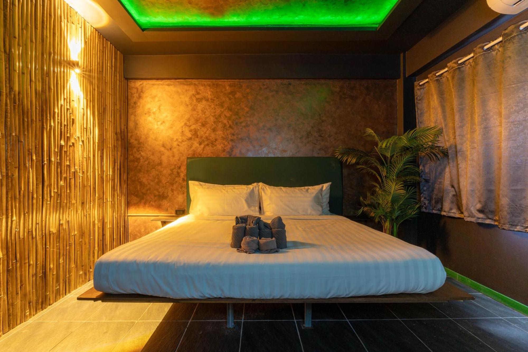 The Jungle Khophai Center 5 Bedroom * Pattaya