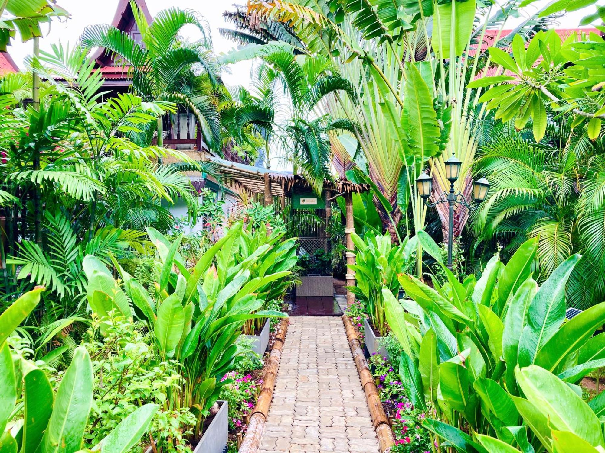 Ban Kaew Resort 3*