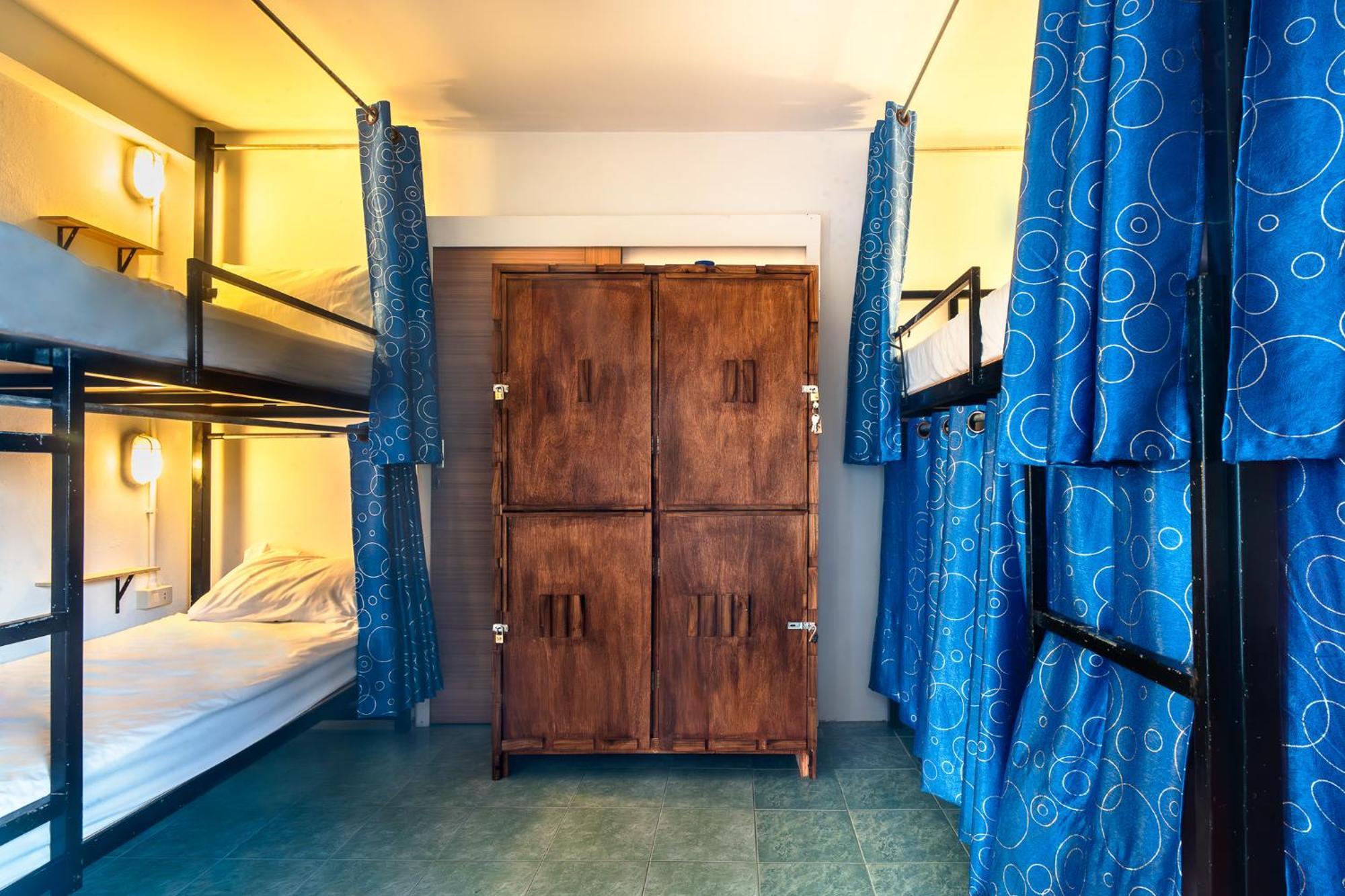 Hostel Sea Backpackers House