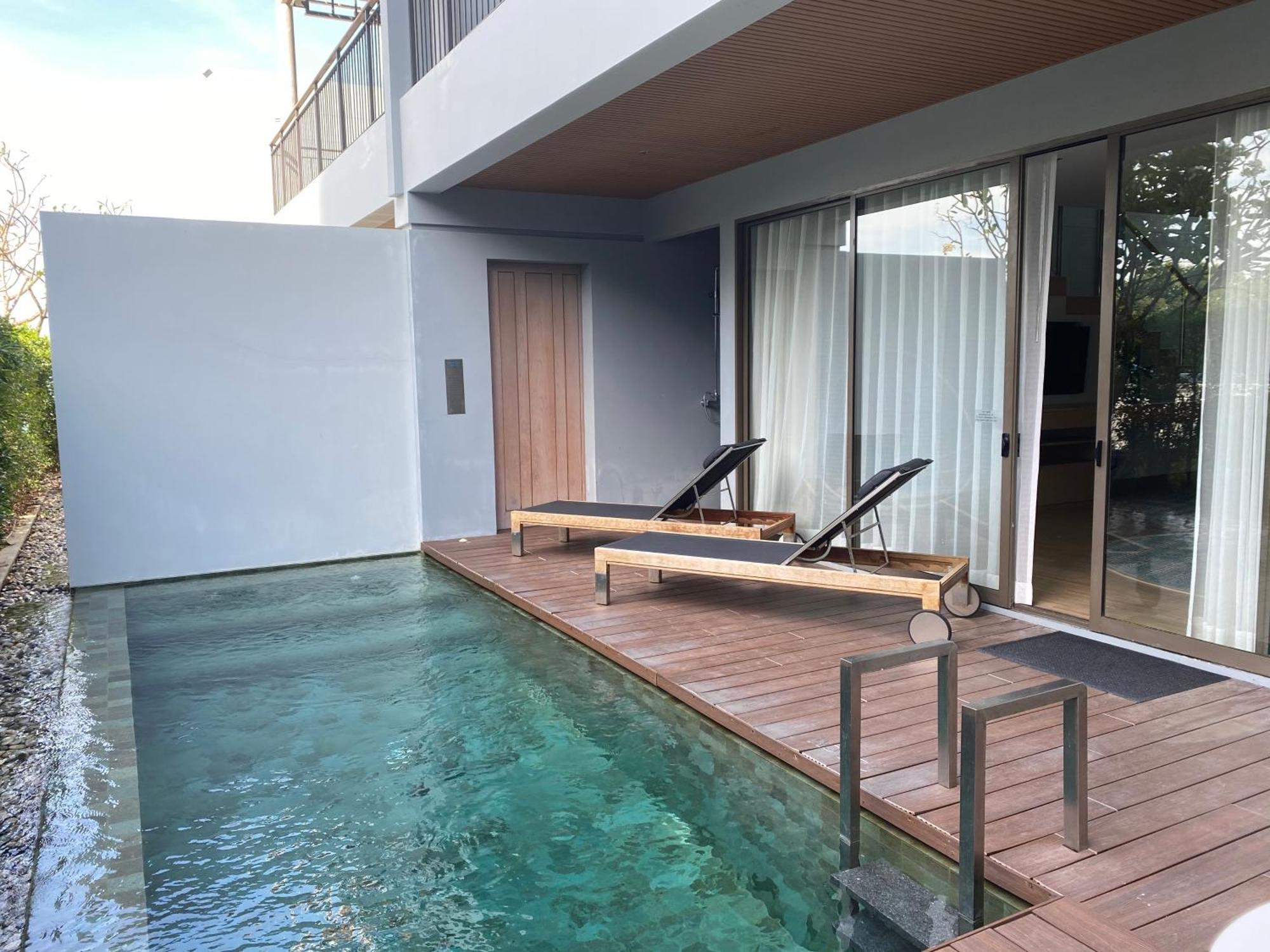 Renaissance Pattaya & Hotel Na Chom Thian