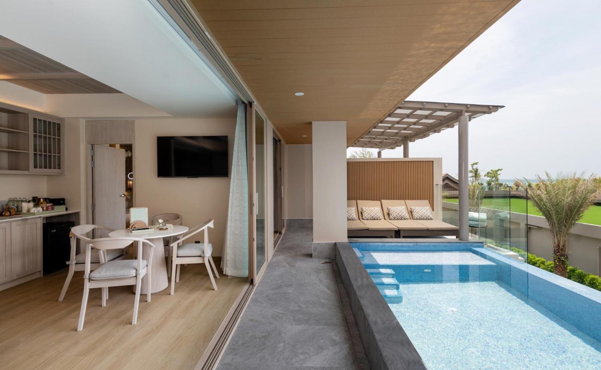 Hotel The Little Shore By Katathani 5*