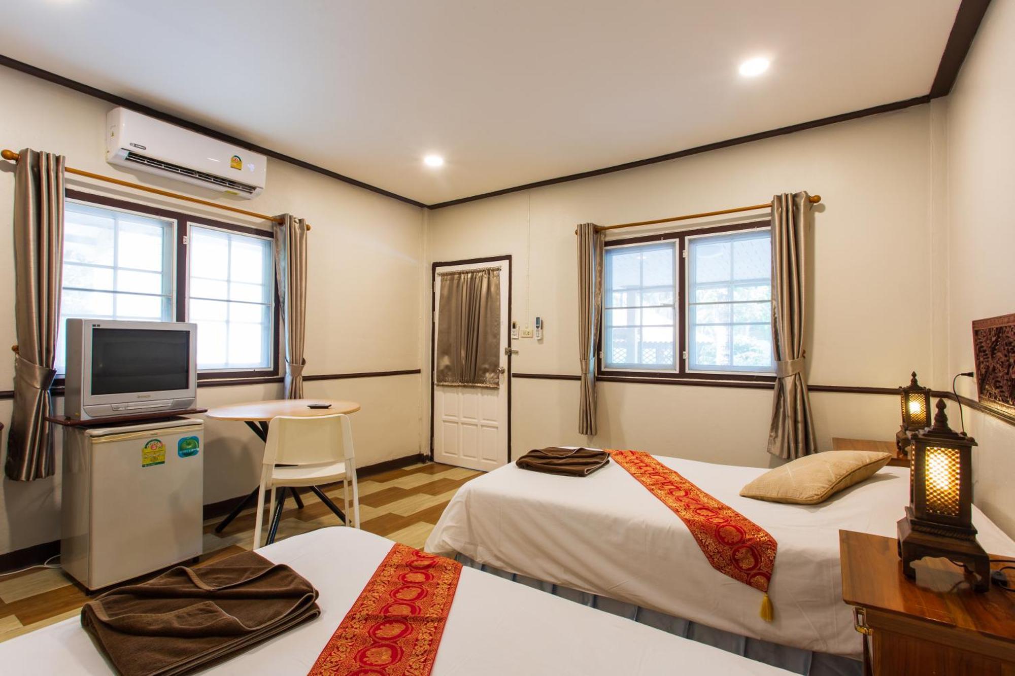 Harry's Resort 3*