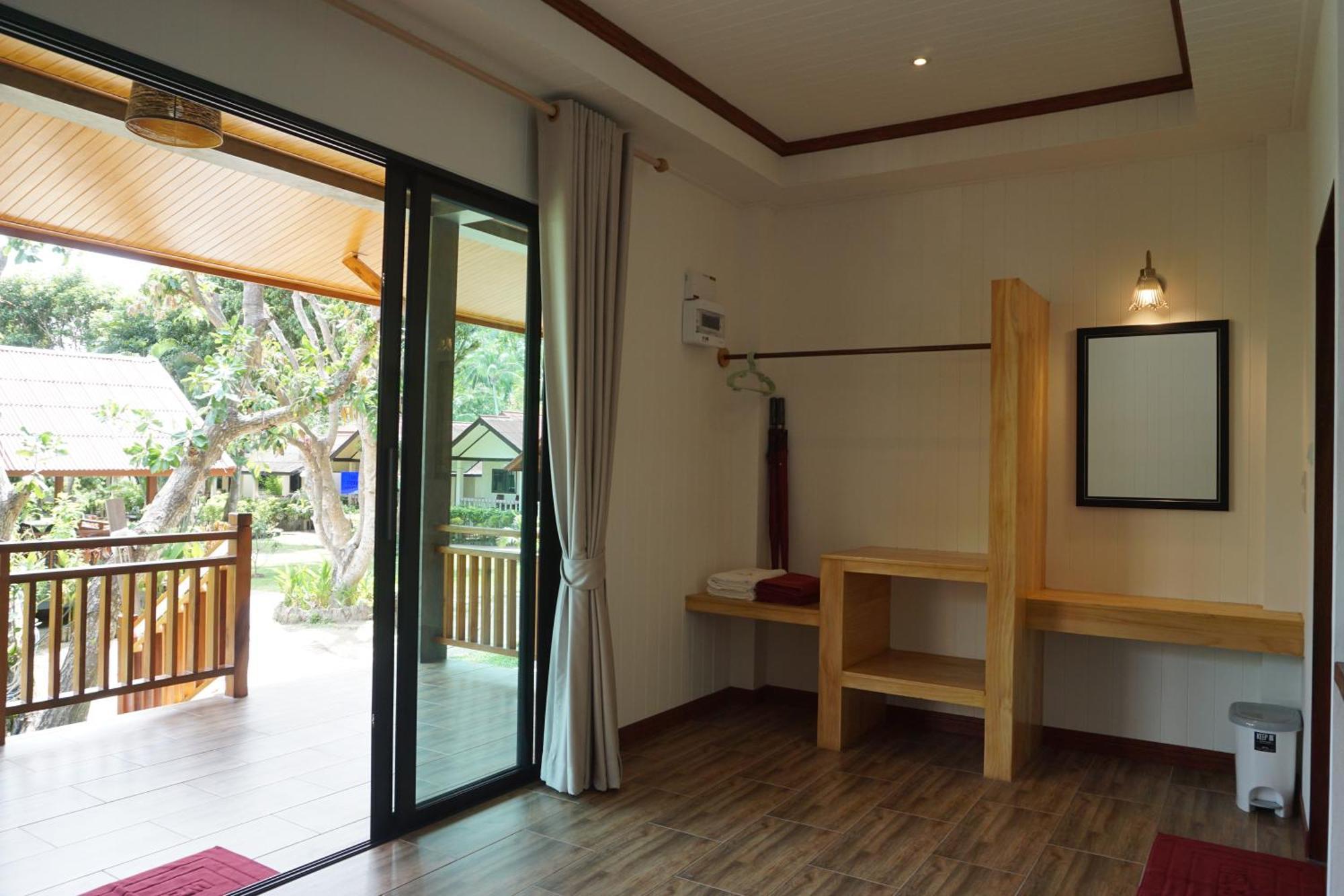 Koh Pha-ngan 3* Thong Nai Pan Yai