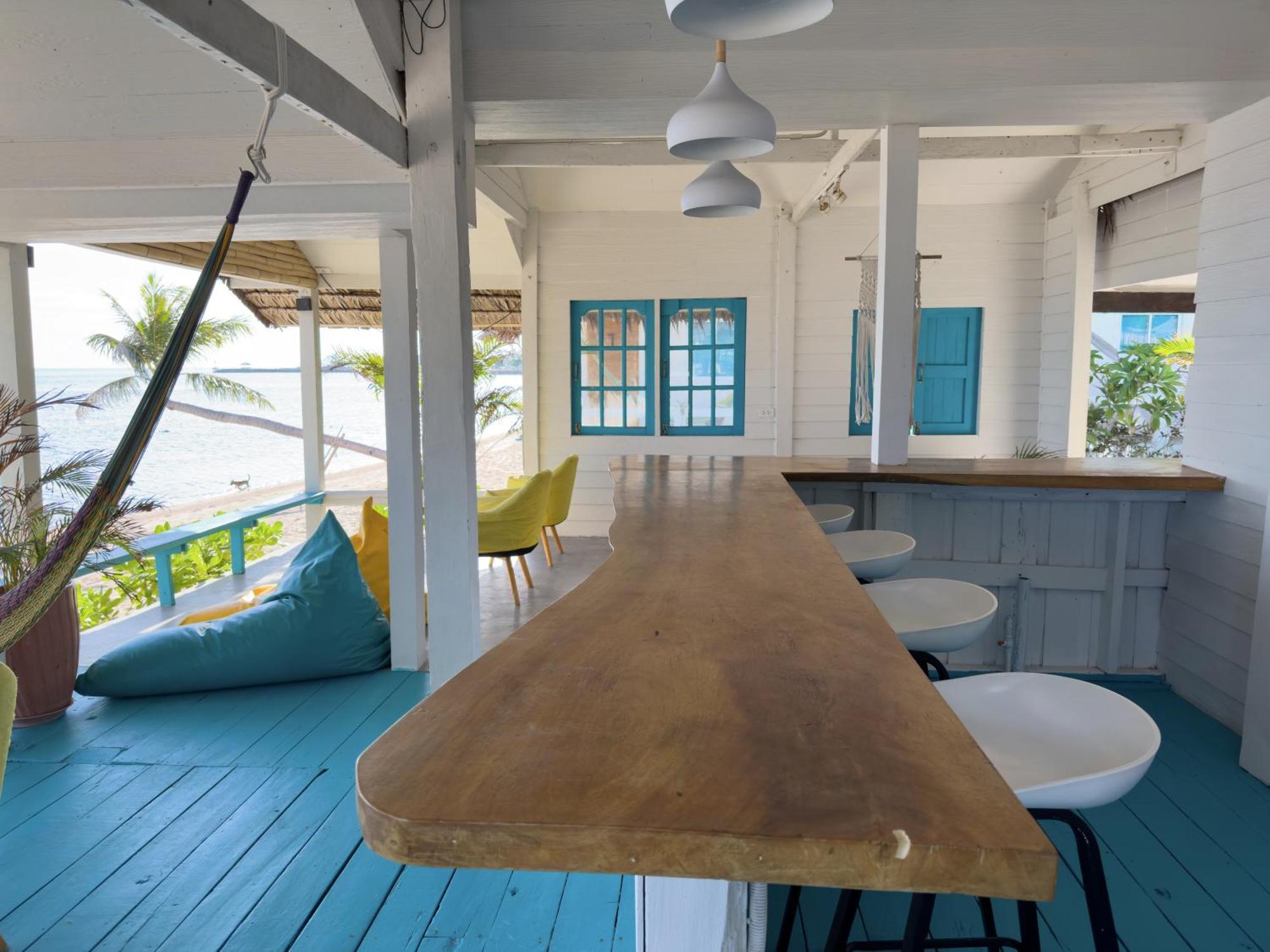 Hotel Terrace Baan Tai