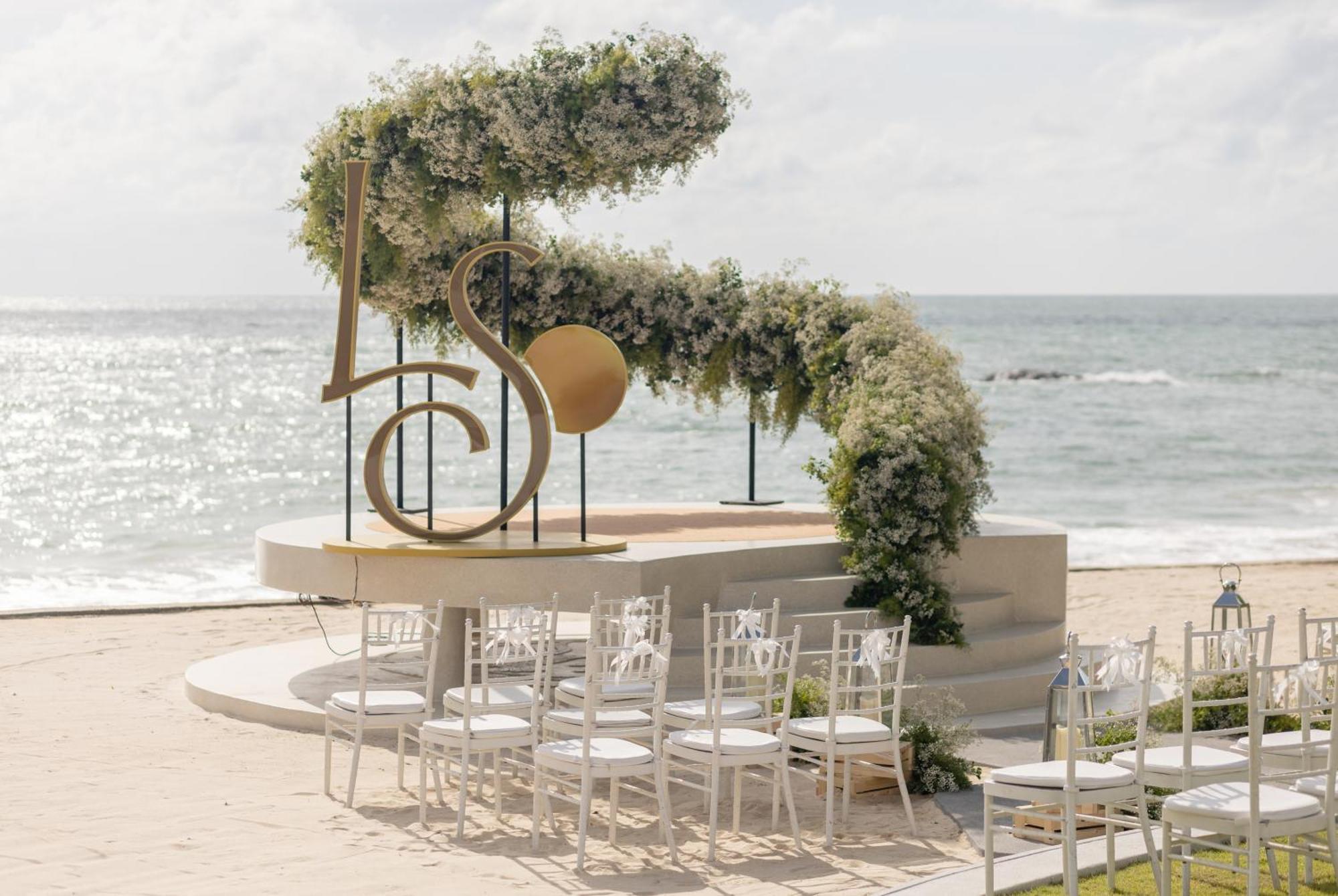 The Little Shore By Katathani Hotel