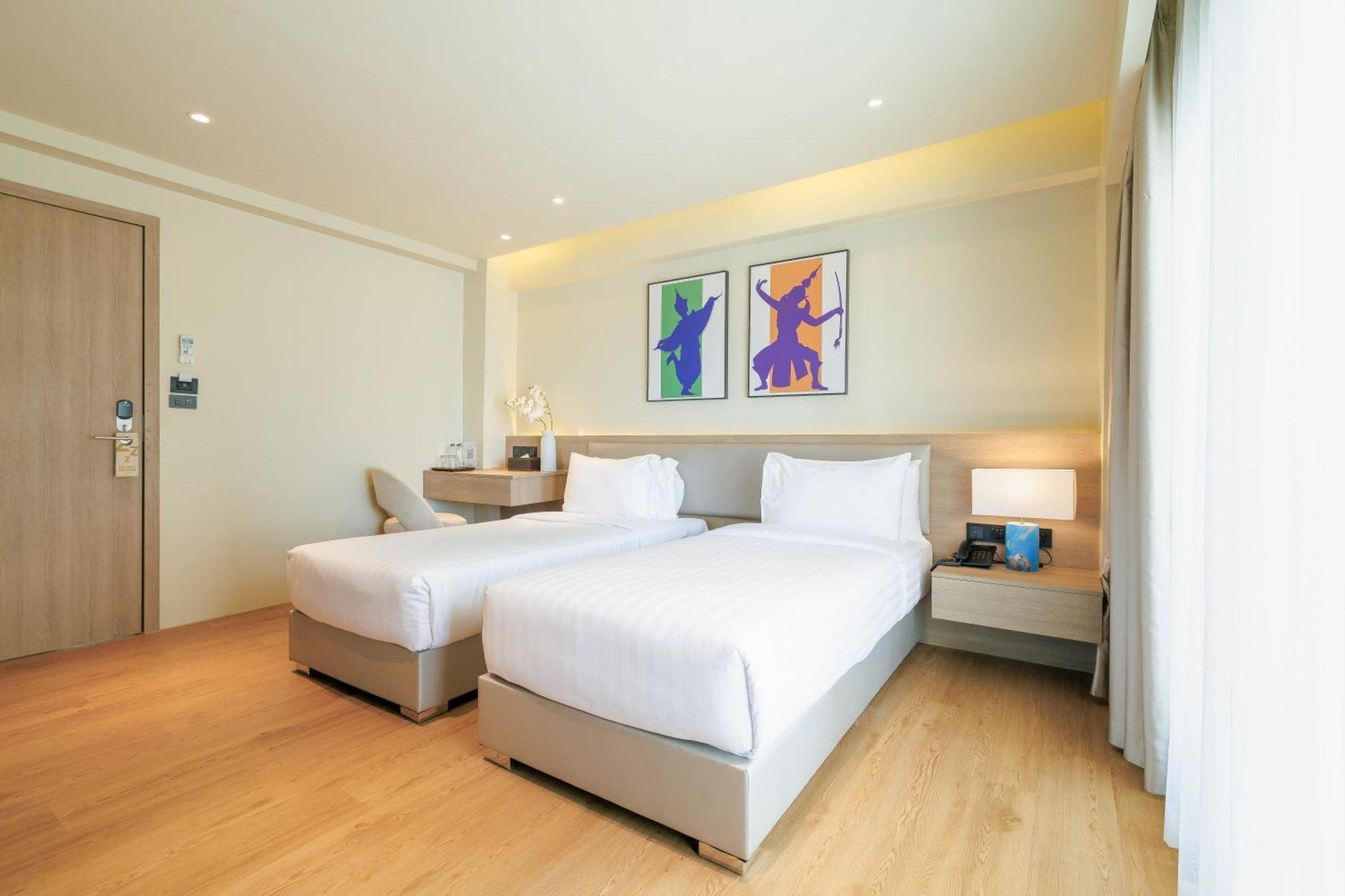 The One Bay Breeze 3*