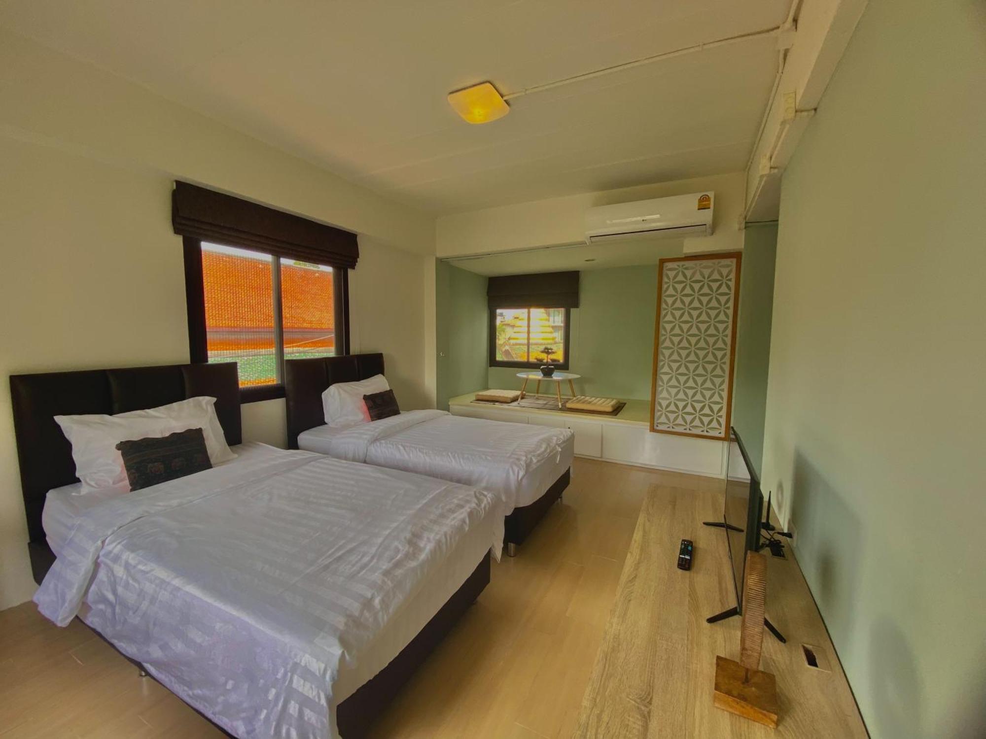 Hostel Baan Ploy In (adults Only) *