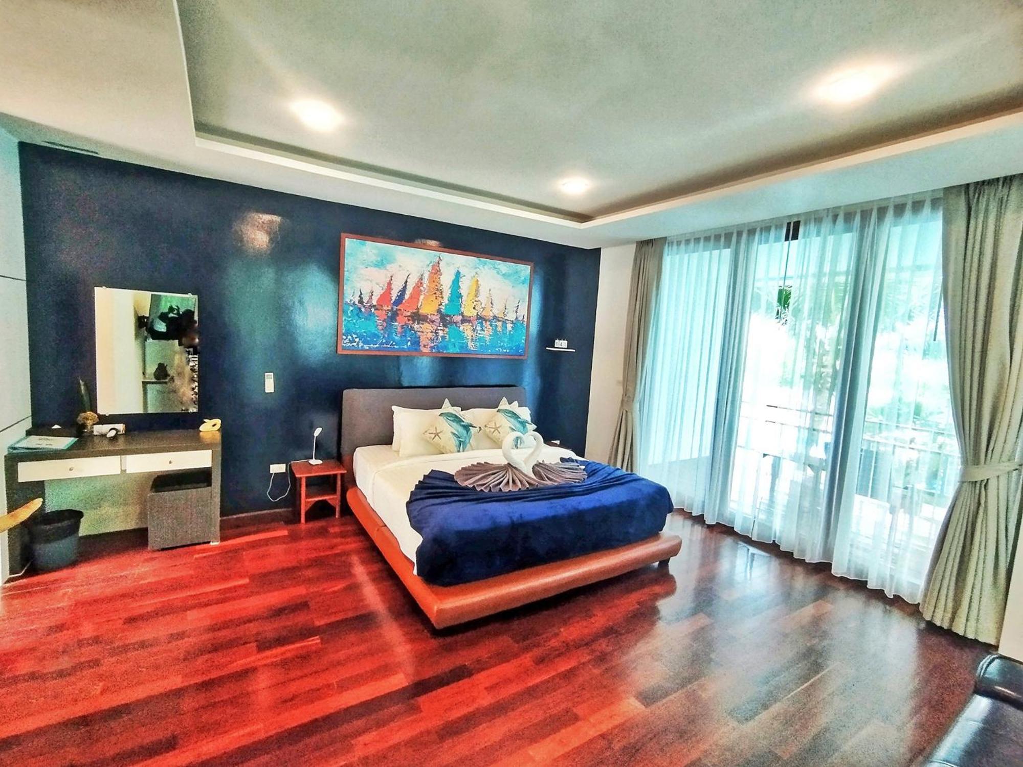 Mountain Sha Certified 4* Phi Phi Don