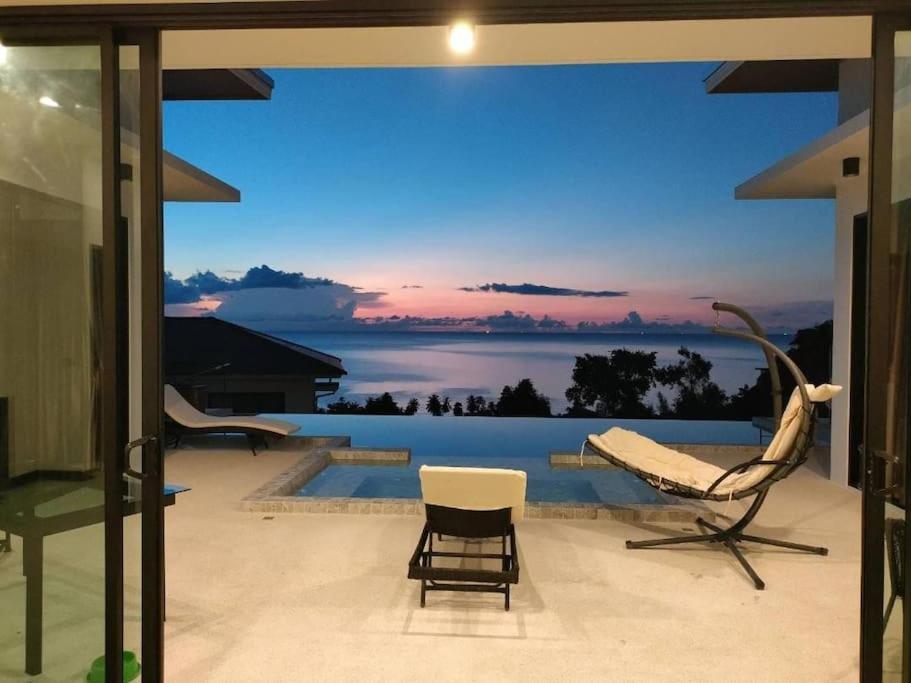 Villa Le Miroir De La *