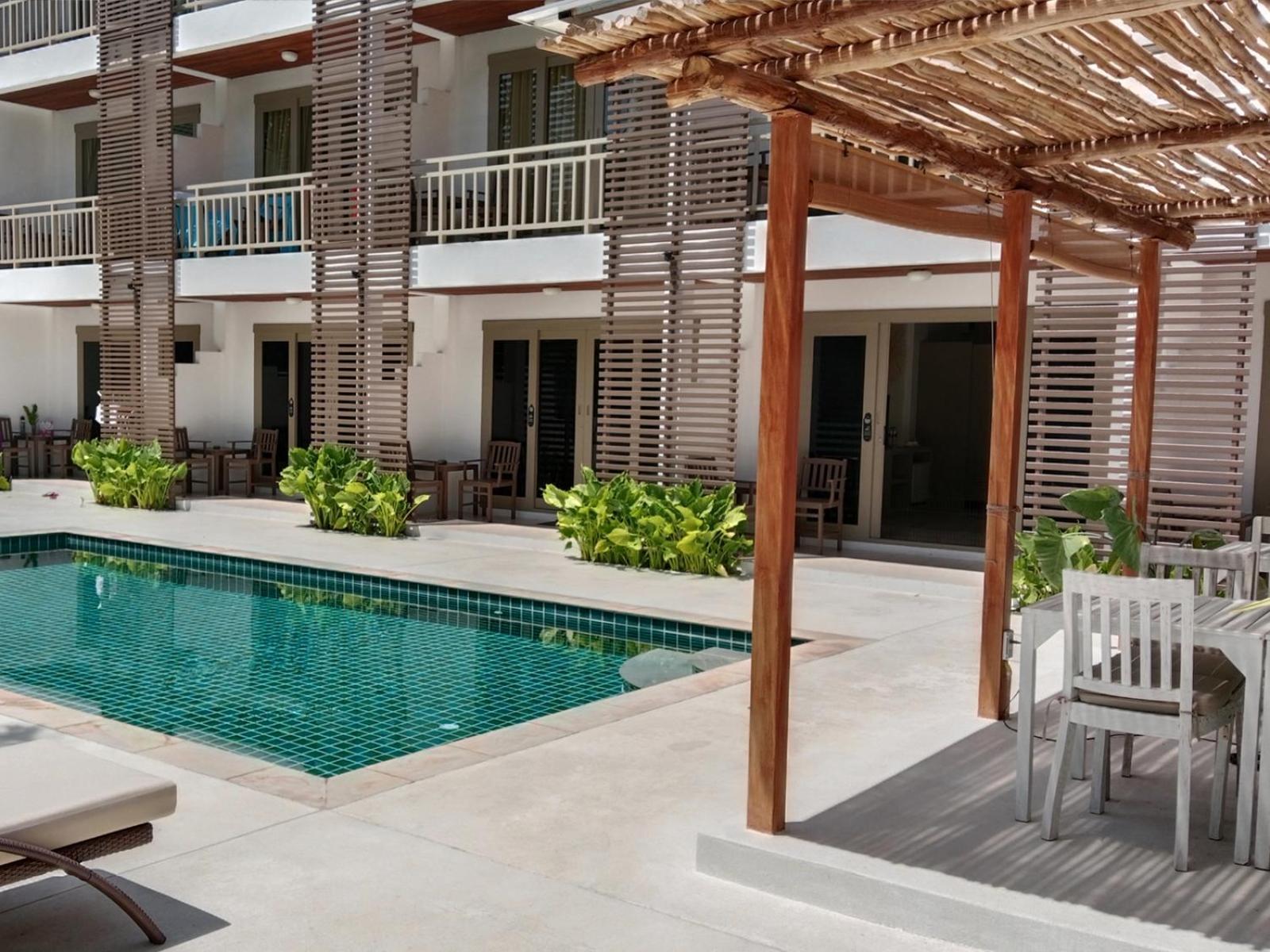 Ampha Place
