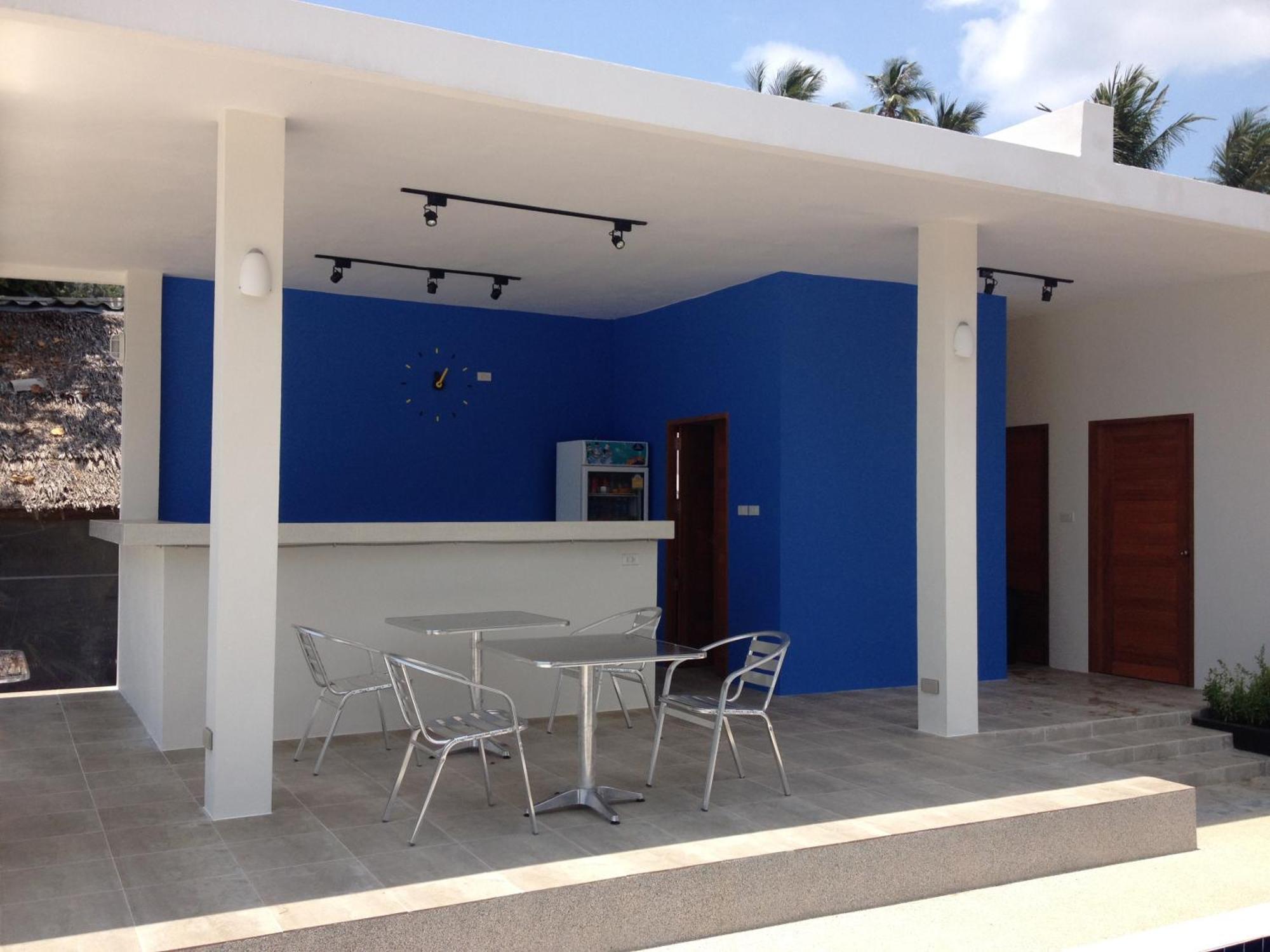 Limelight Village 3*