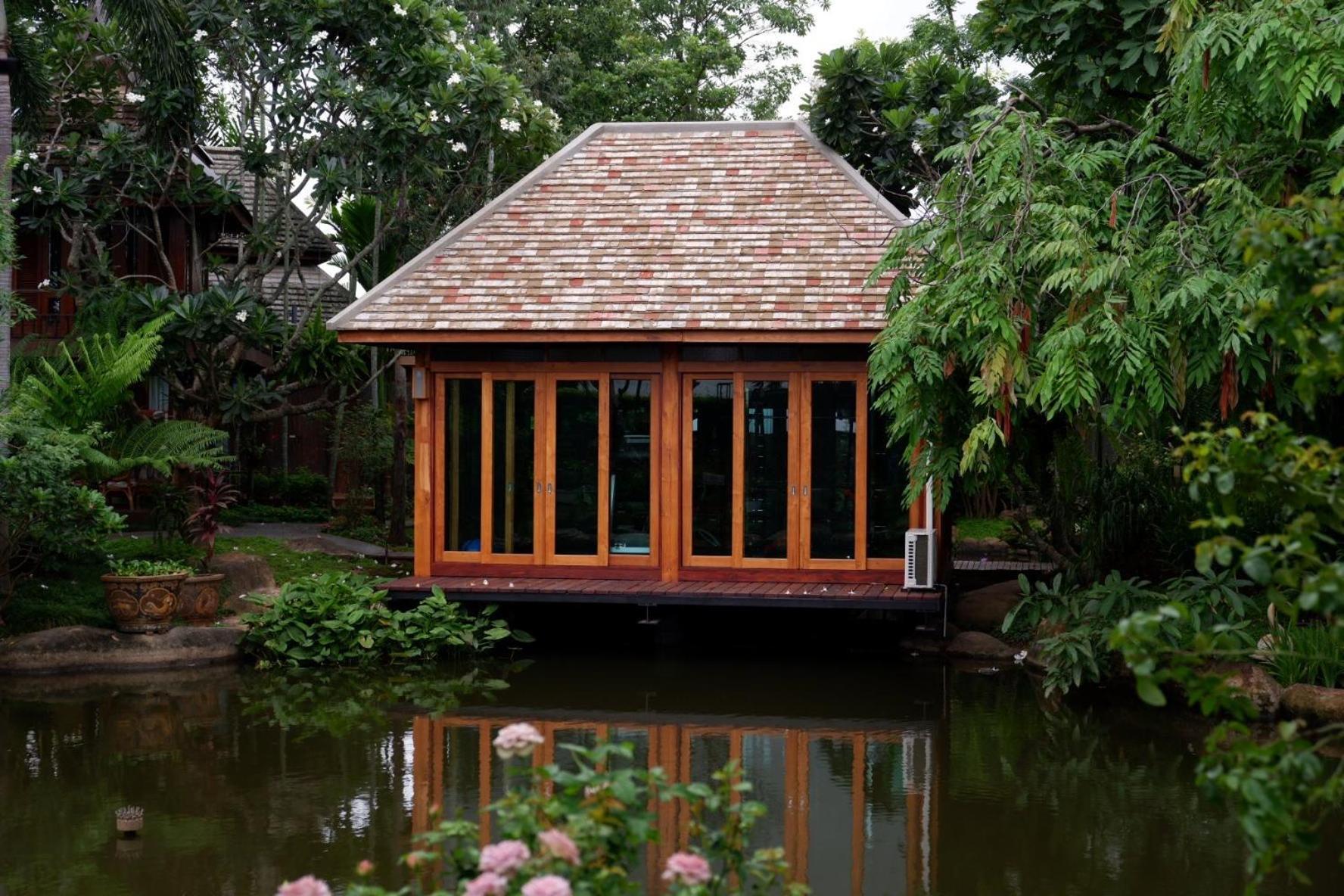 Resort Baansuwanburi - บ้านสุวรรณบุรี 3*