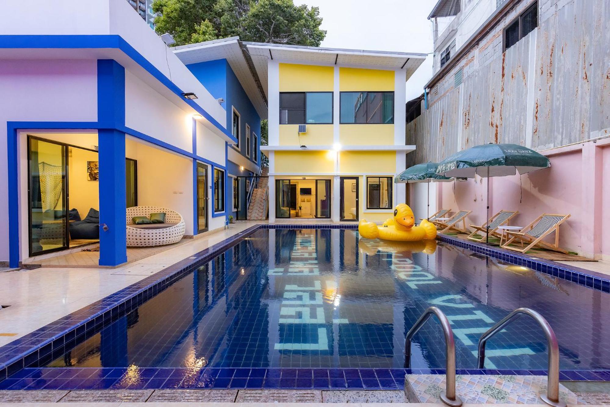 Hotel Talay Pool