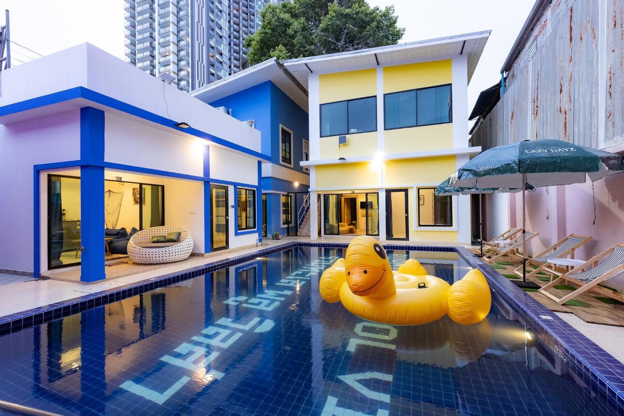 Talay Pool Hotel