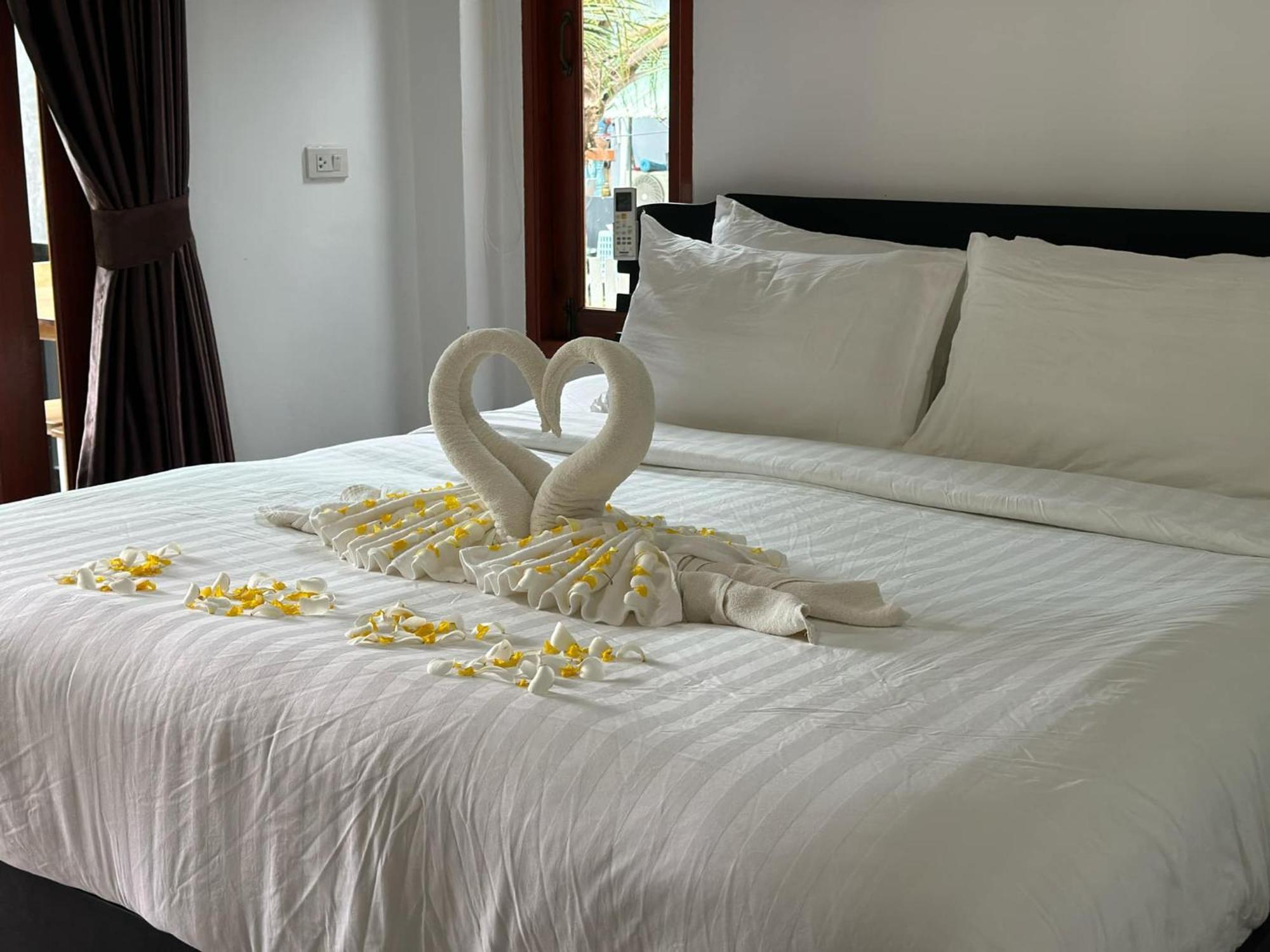 Ibiza 3* Haad Yao