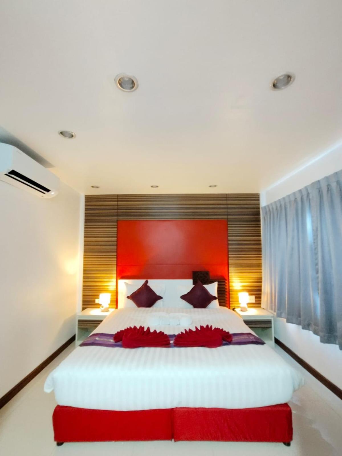 Max Value 3* Patong