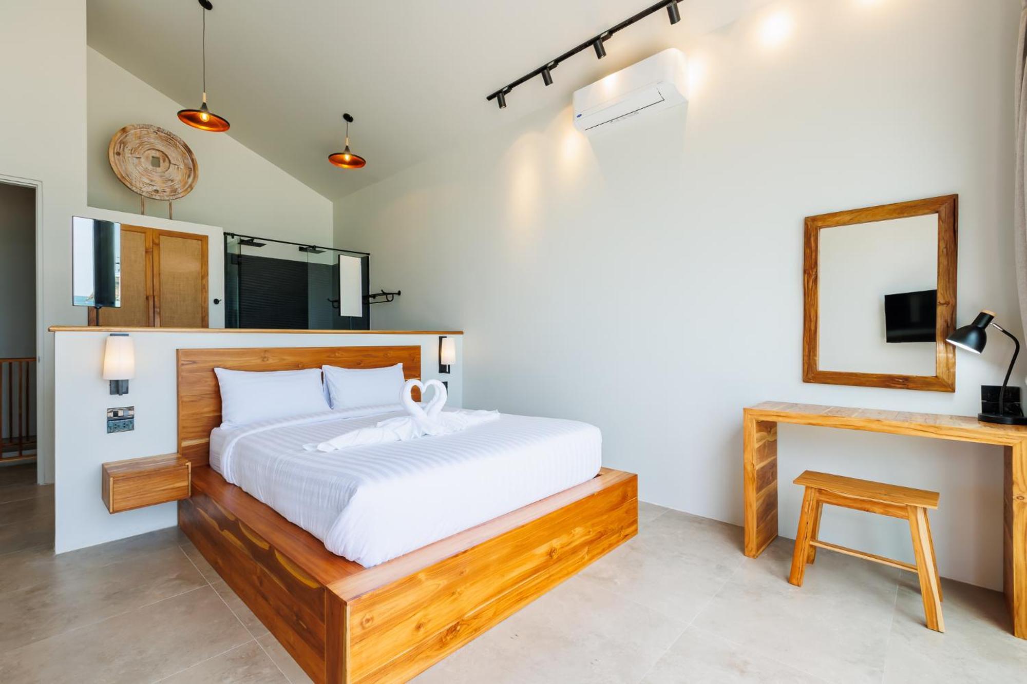 Zivilla Private Pool Beachfront *