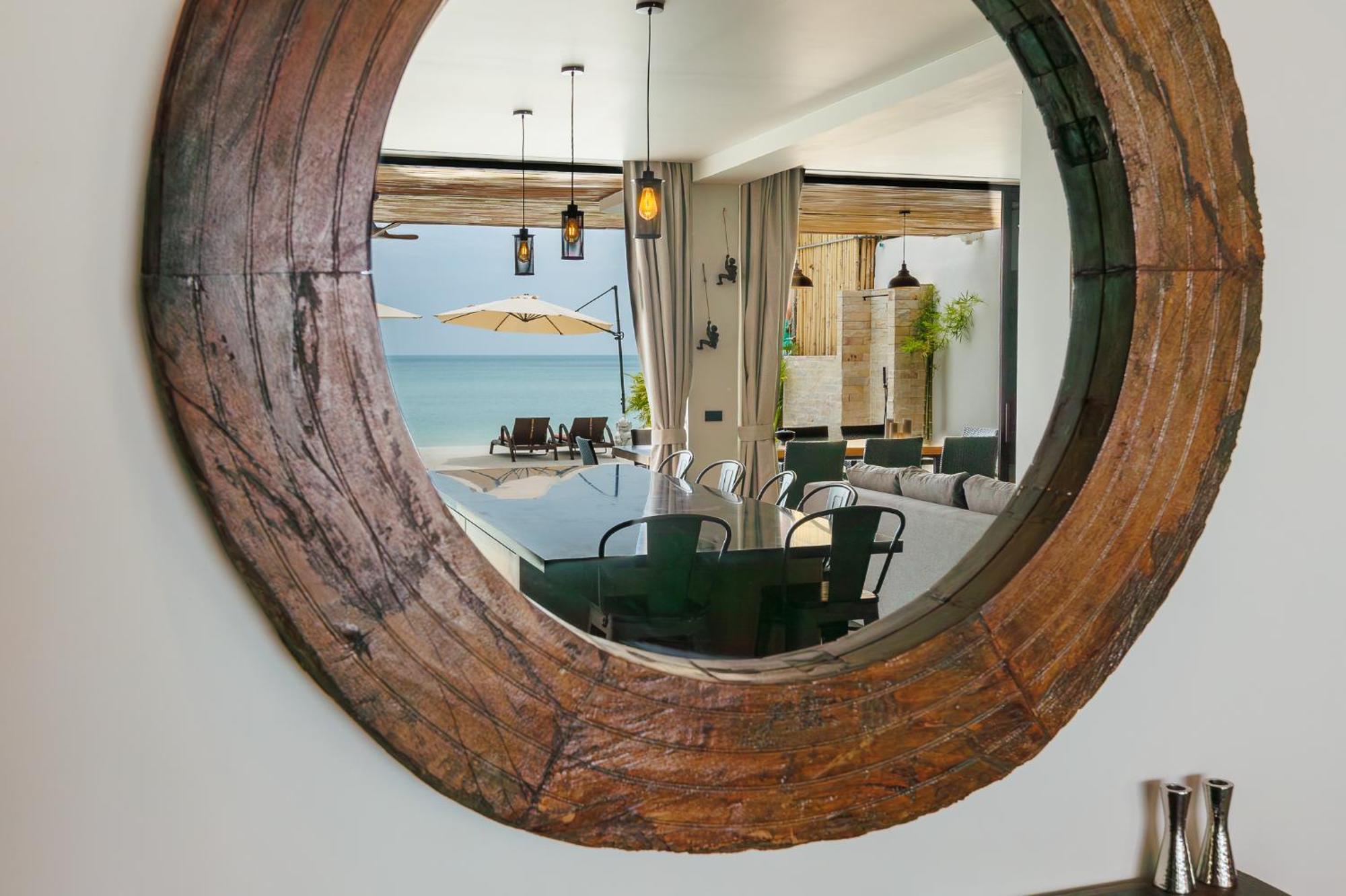 Zivilla Private Pool Beachfront Villa Chaloklum
