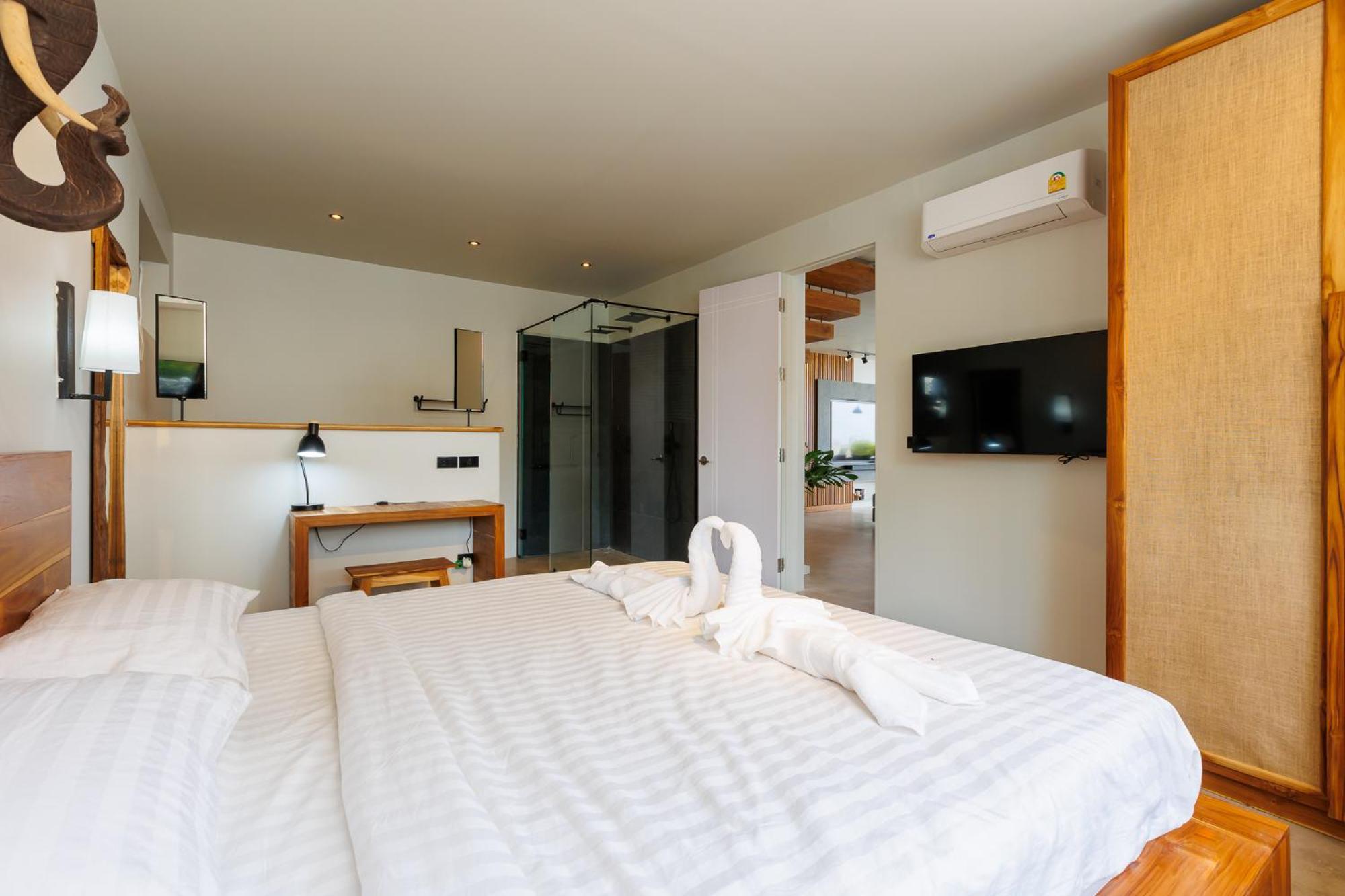 Zivilla Private Pool Beachfront