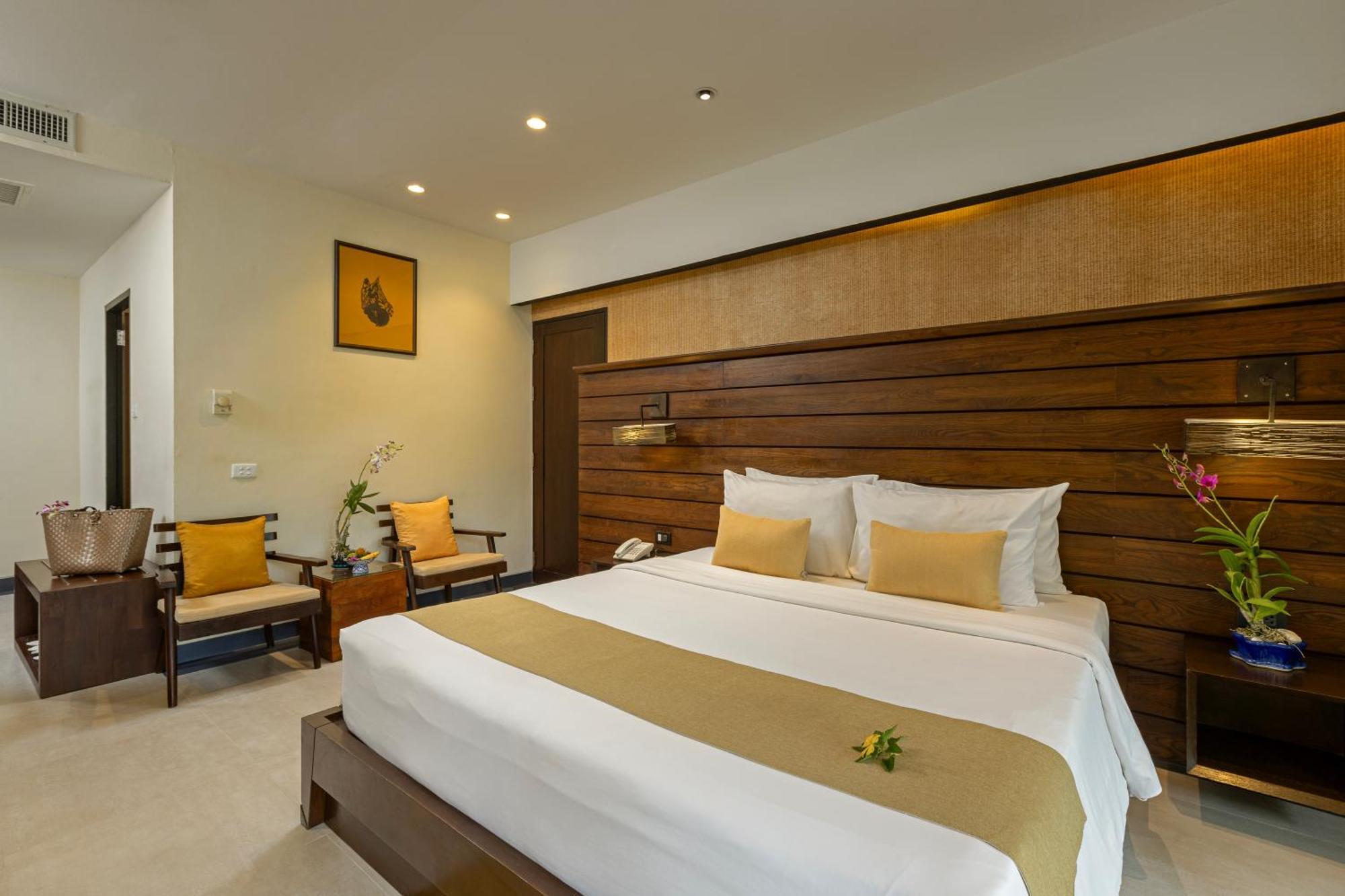 Resort Khaolak Wanaburee - Sha Extra 4*