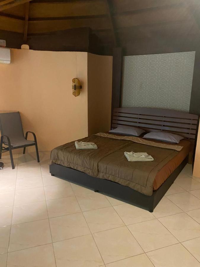 Relax Eco Life Center - Guest house 2*