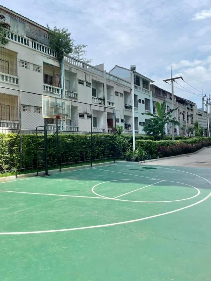 Apartment 2 ห้องนอน 2 ห้องน้ำ Seaview ชั้น18 *