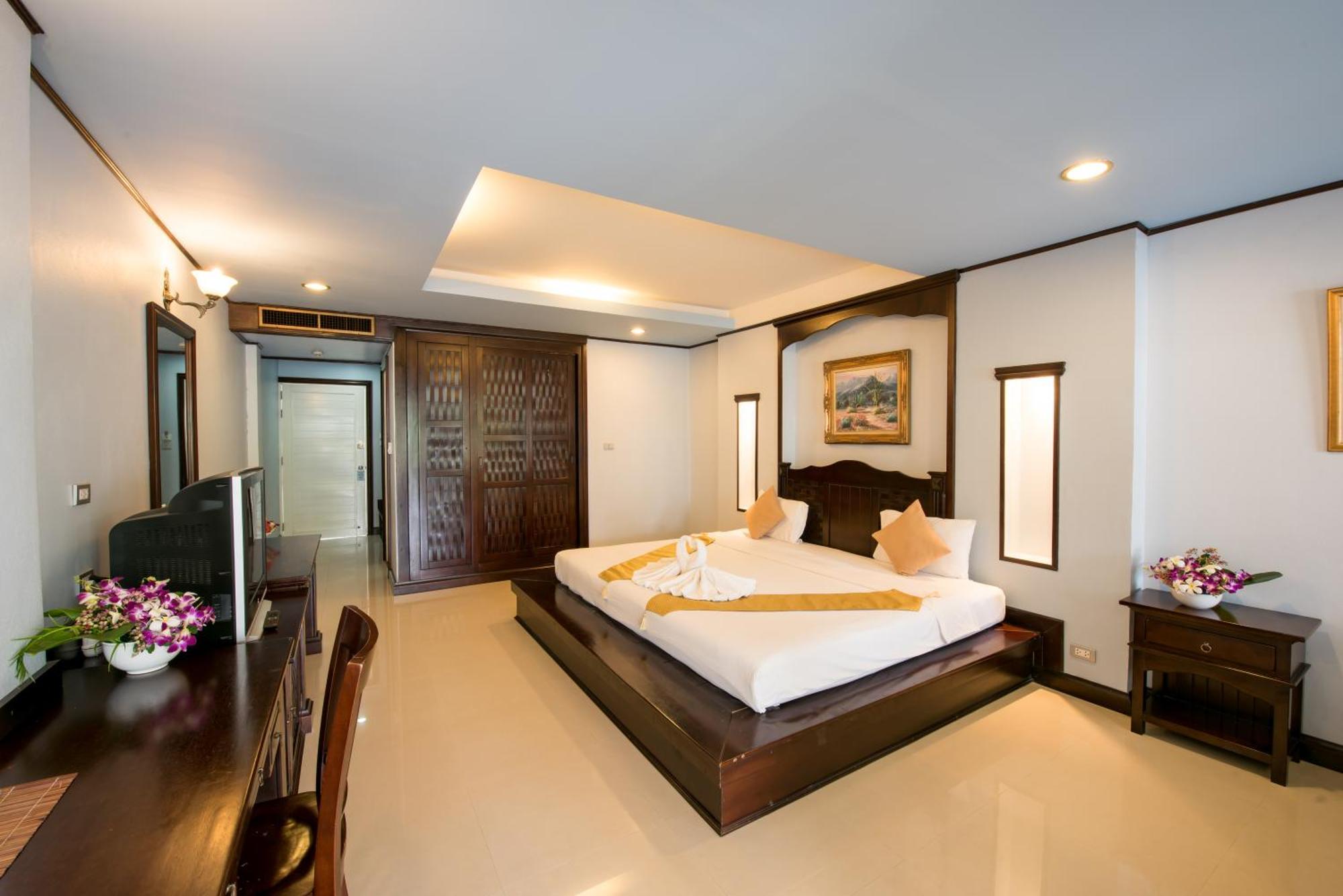 Montra Resort