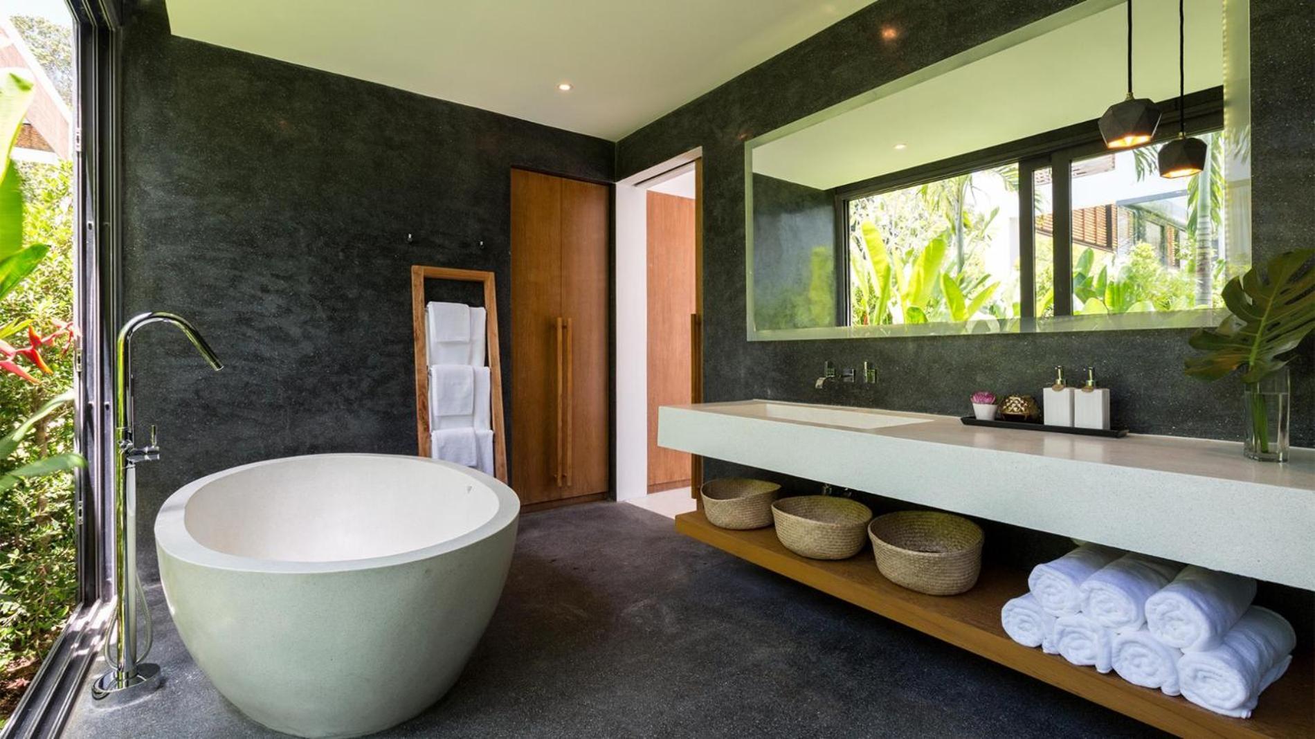 Absolute Luxury Malouna- Beachfront 6 Bedrooms 2 Kids Bunk *