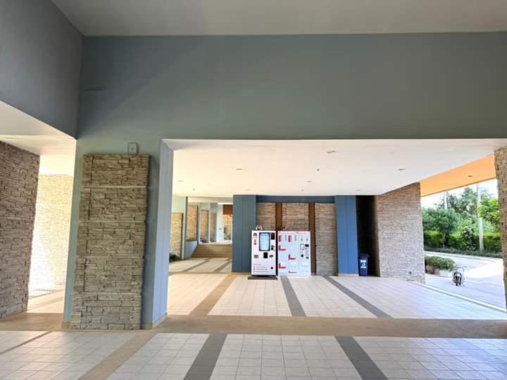Seaview Apartment