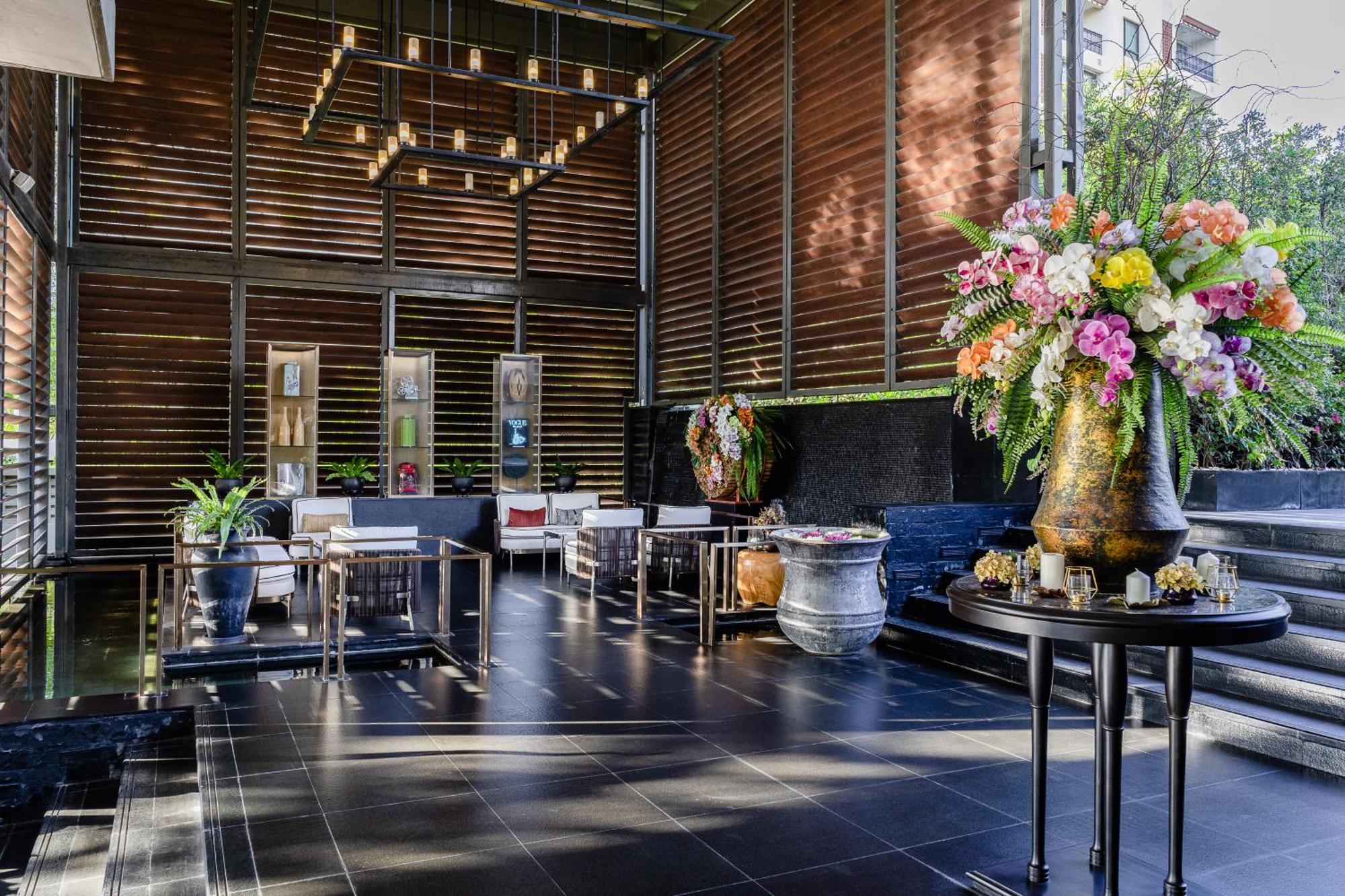 V - Mgallery Collection Hotel 5*