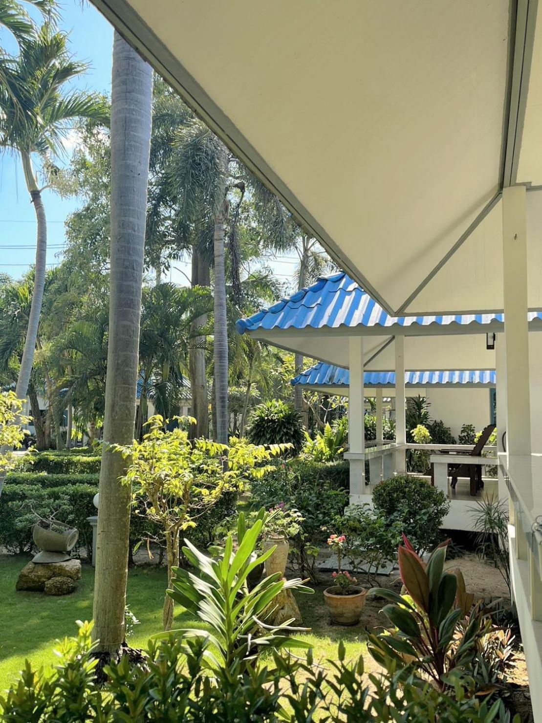 Sunset Resort