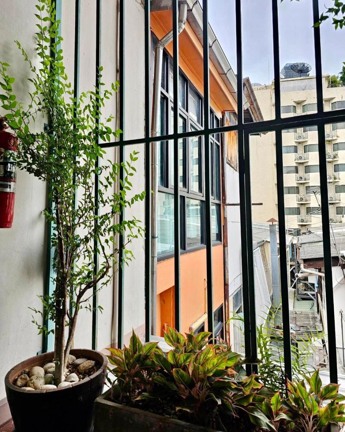 Baan Glang Soi Restaurant & Bed & Breakfast