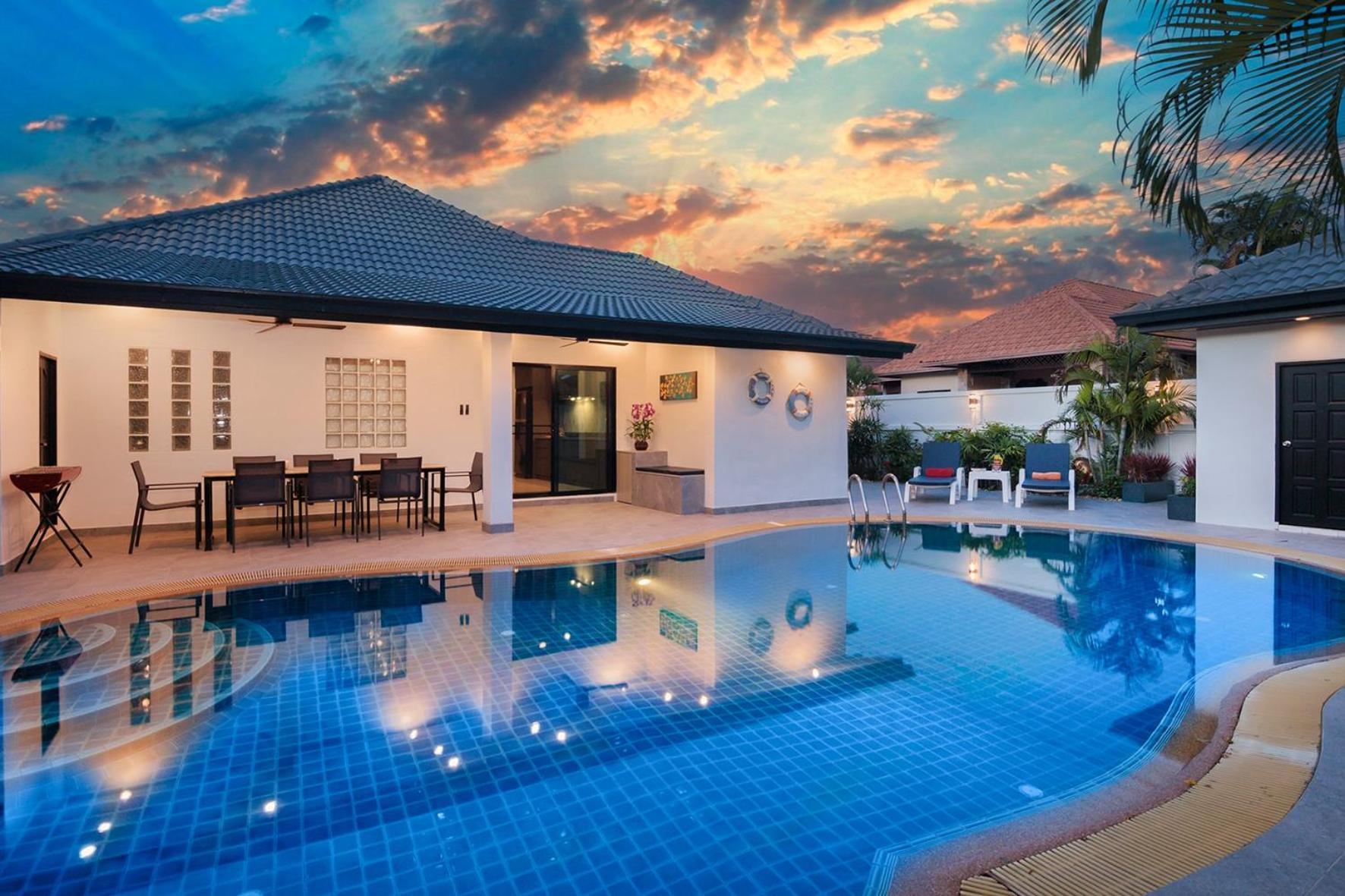 Villa Sabai Minutes To City, Beach, Walkingstreet Holiday home Pattaya