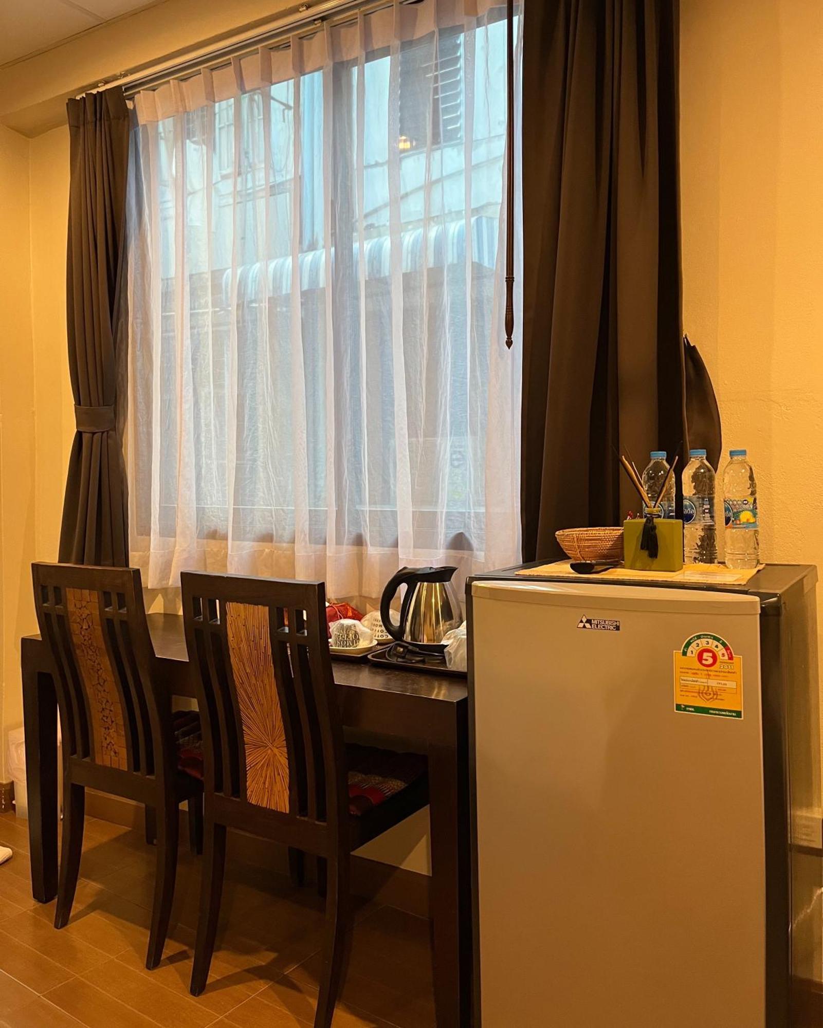 Baan Glang Soi Restaurant & Acomodação com café da manhã 