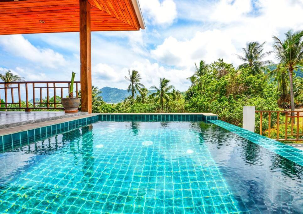 Tropical * Koh Tao