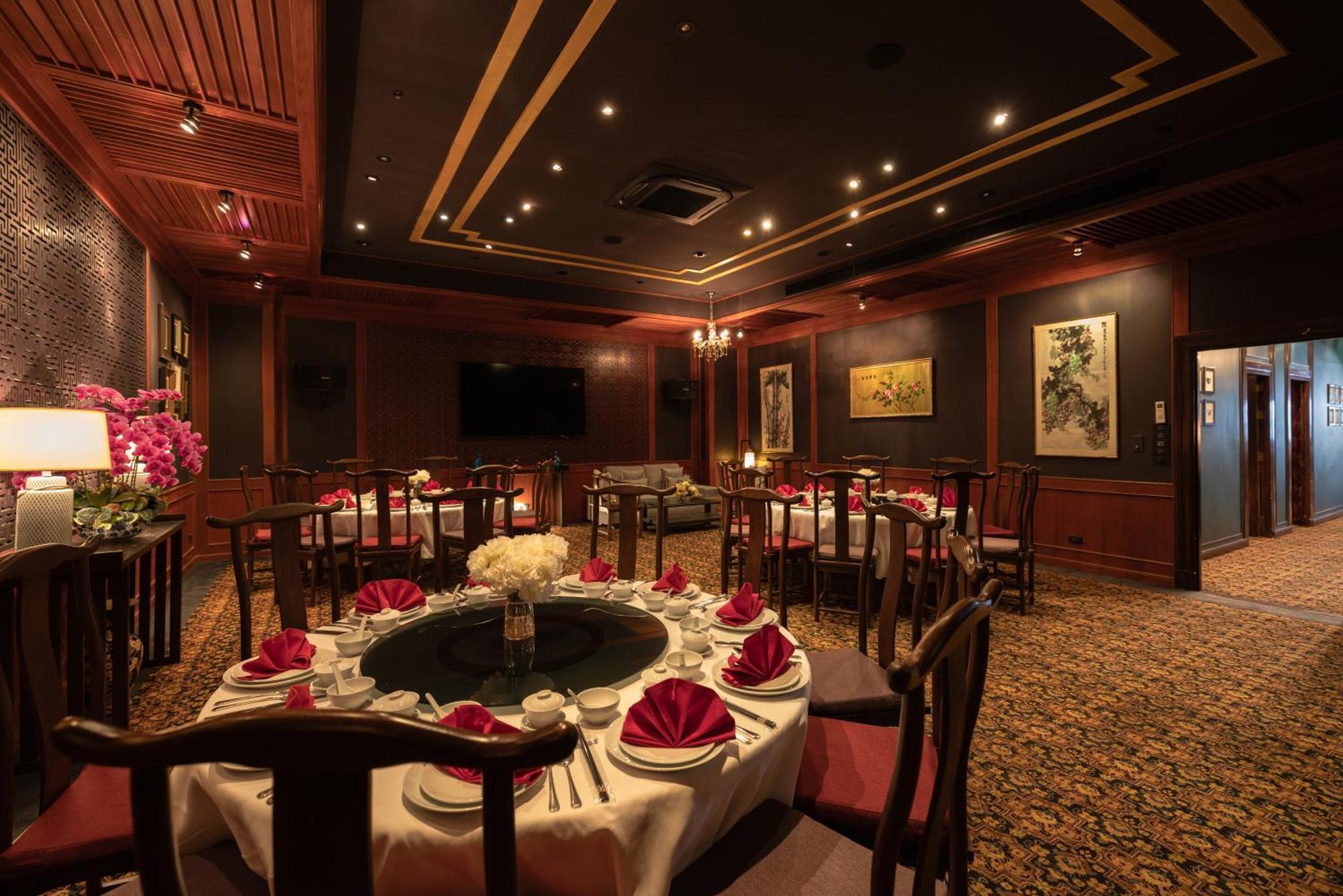 Royal Hotel