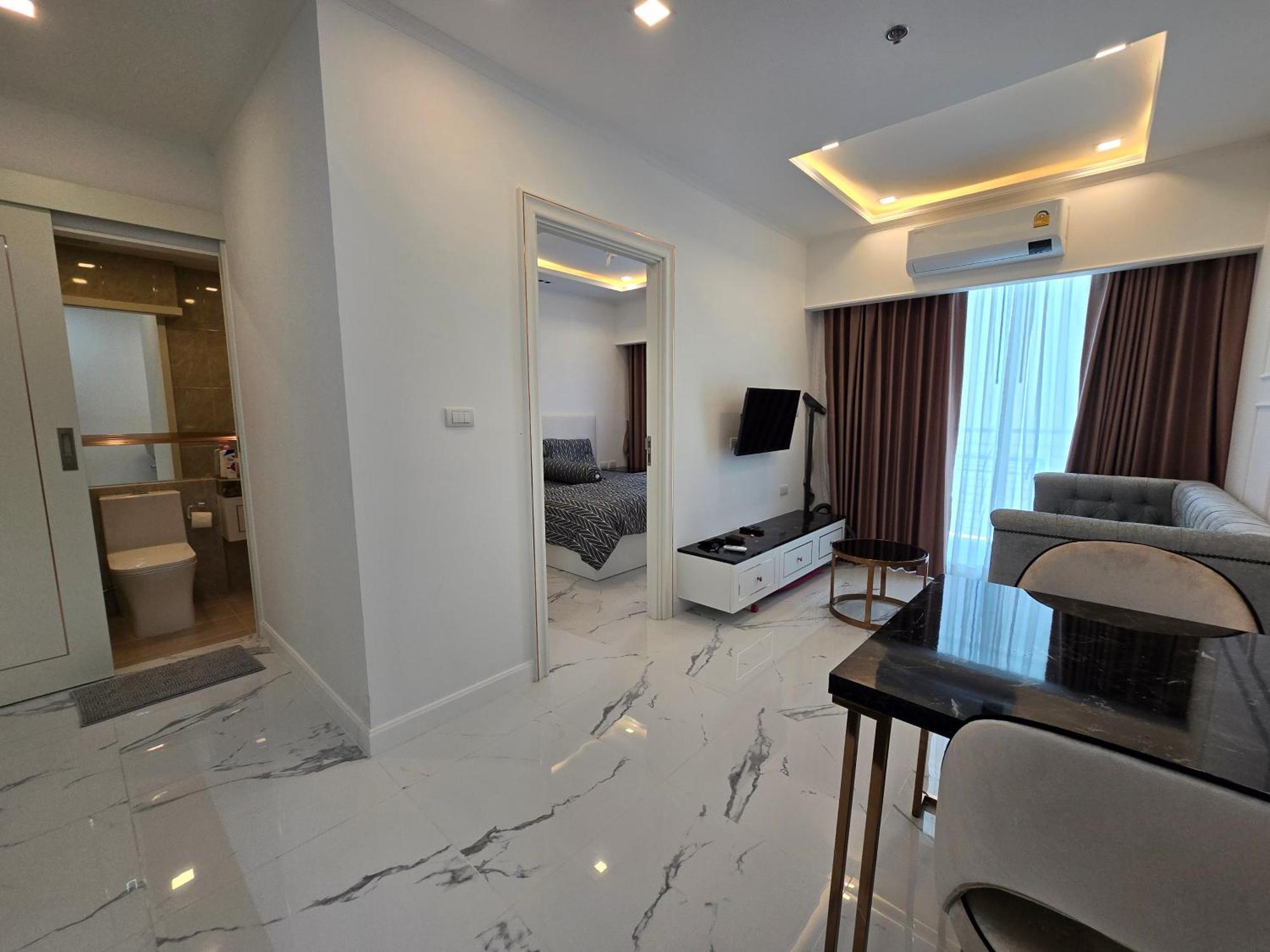 The Empire Tower Pattaya, Apartment *