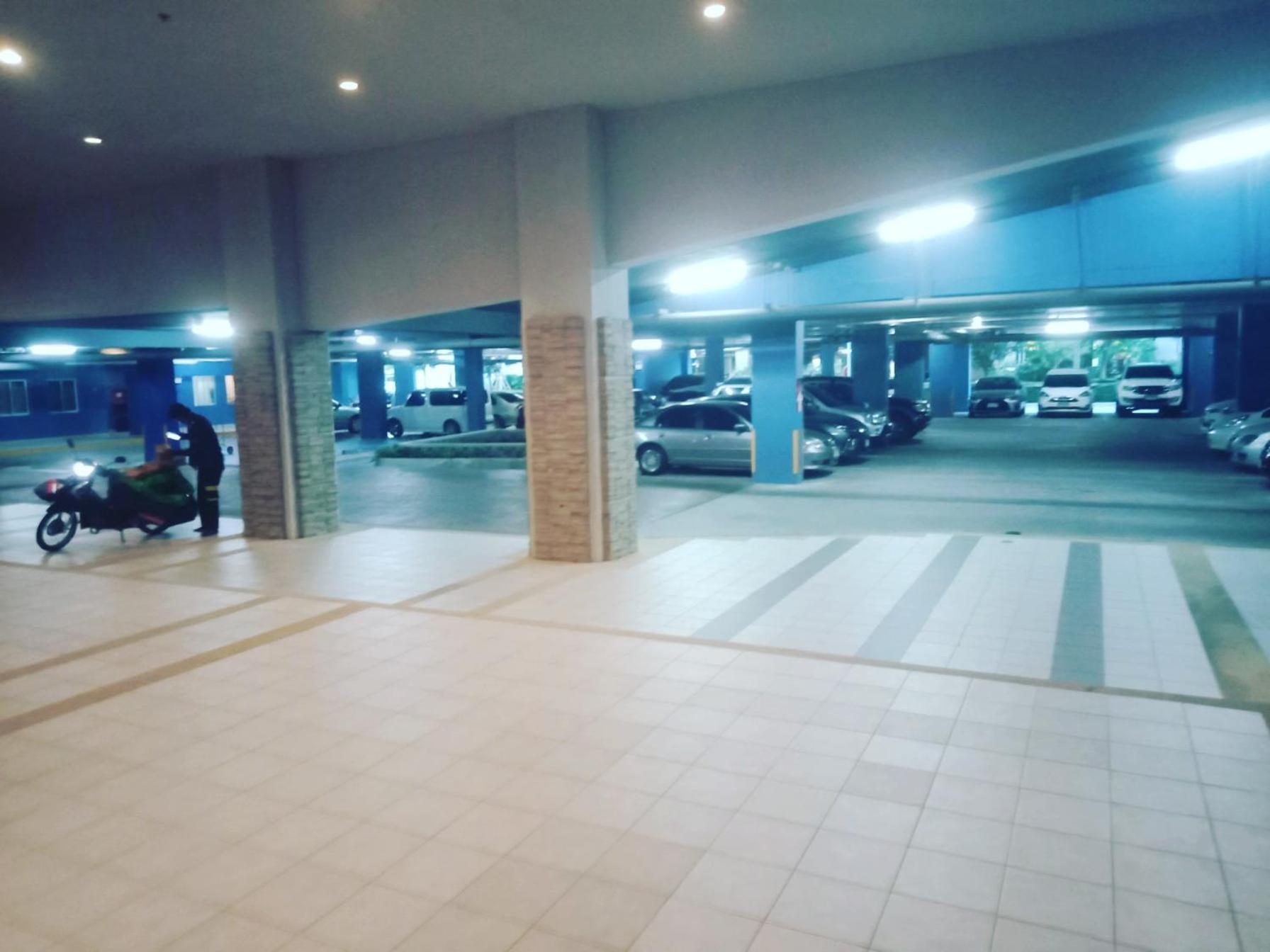 2 ห้องนอน 2 ห้องน้ำ Seaview ชั้น18 *