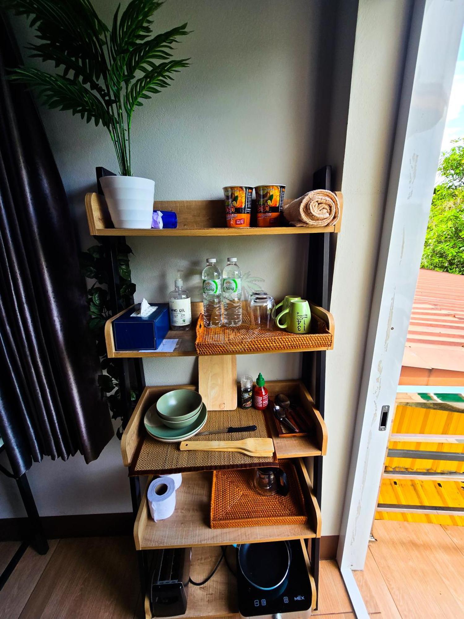 Ink And Travel I Apartment Thongsala