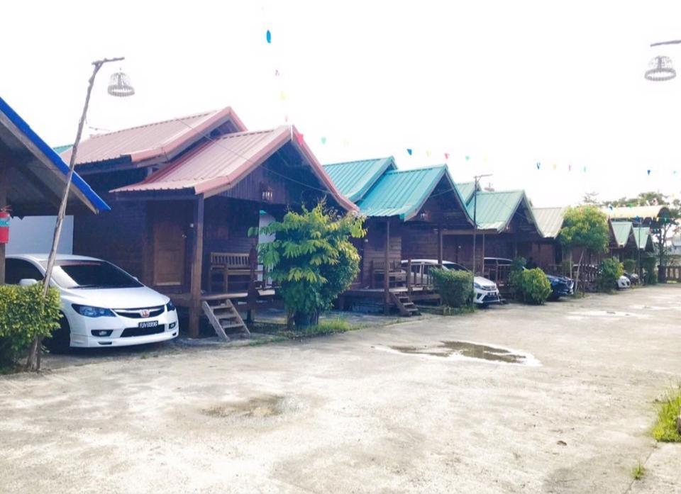 Hotel Talad Nam Klong Hae *