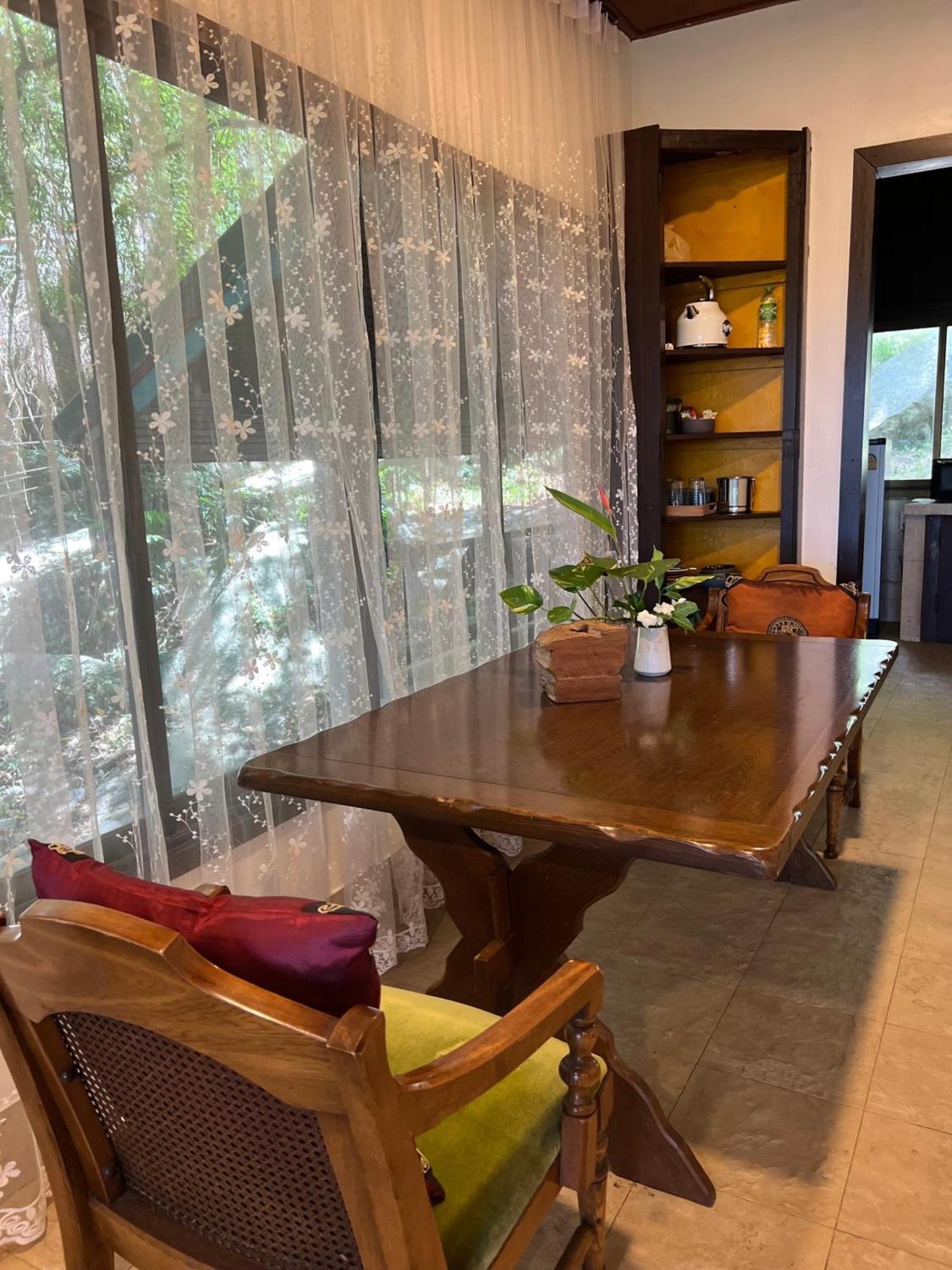 Kawarin Secret Hut And Hotel 4*