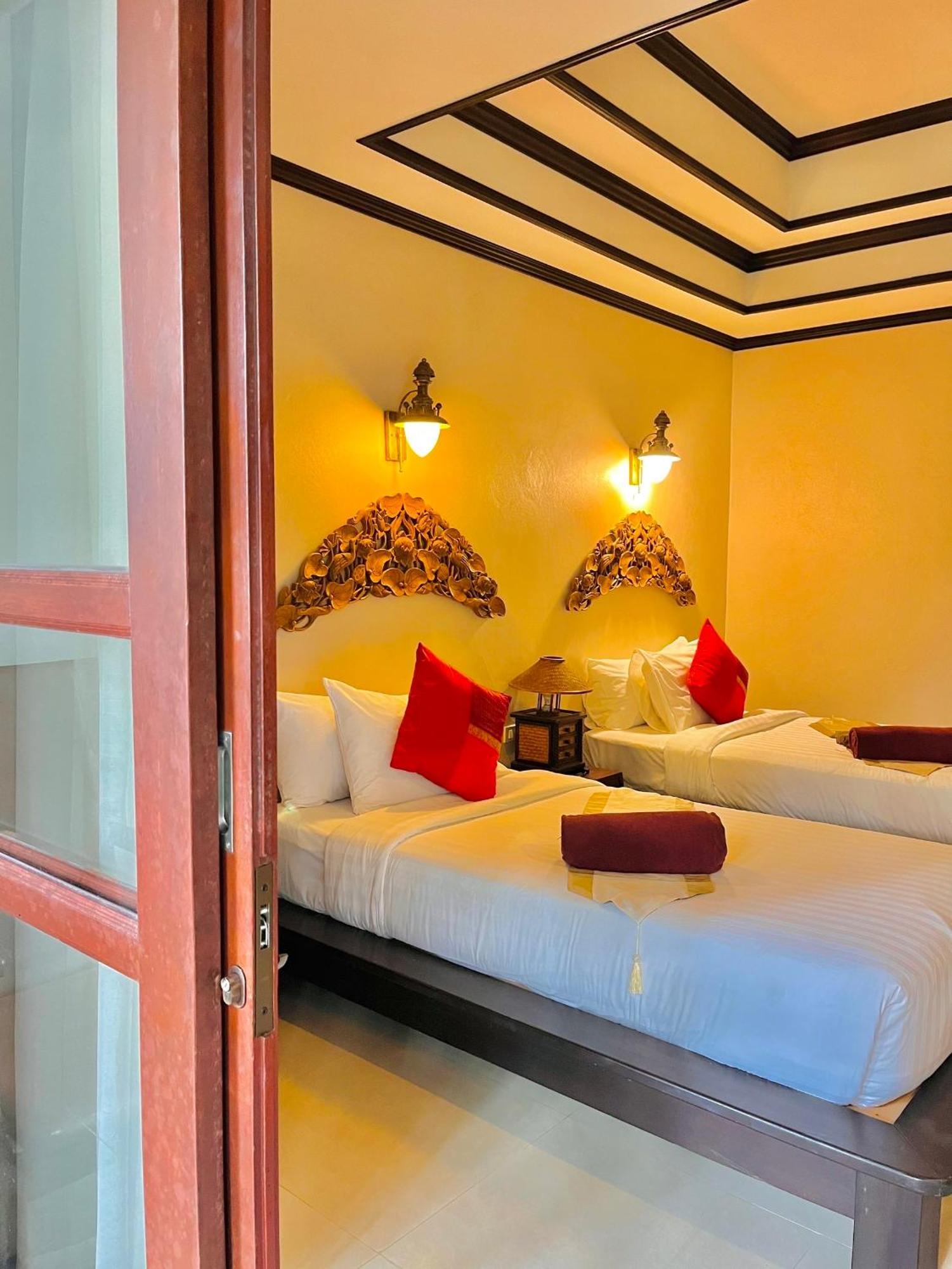 Kanok Buri 4*
