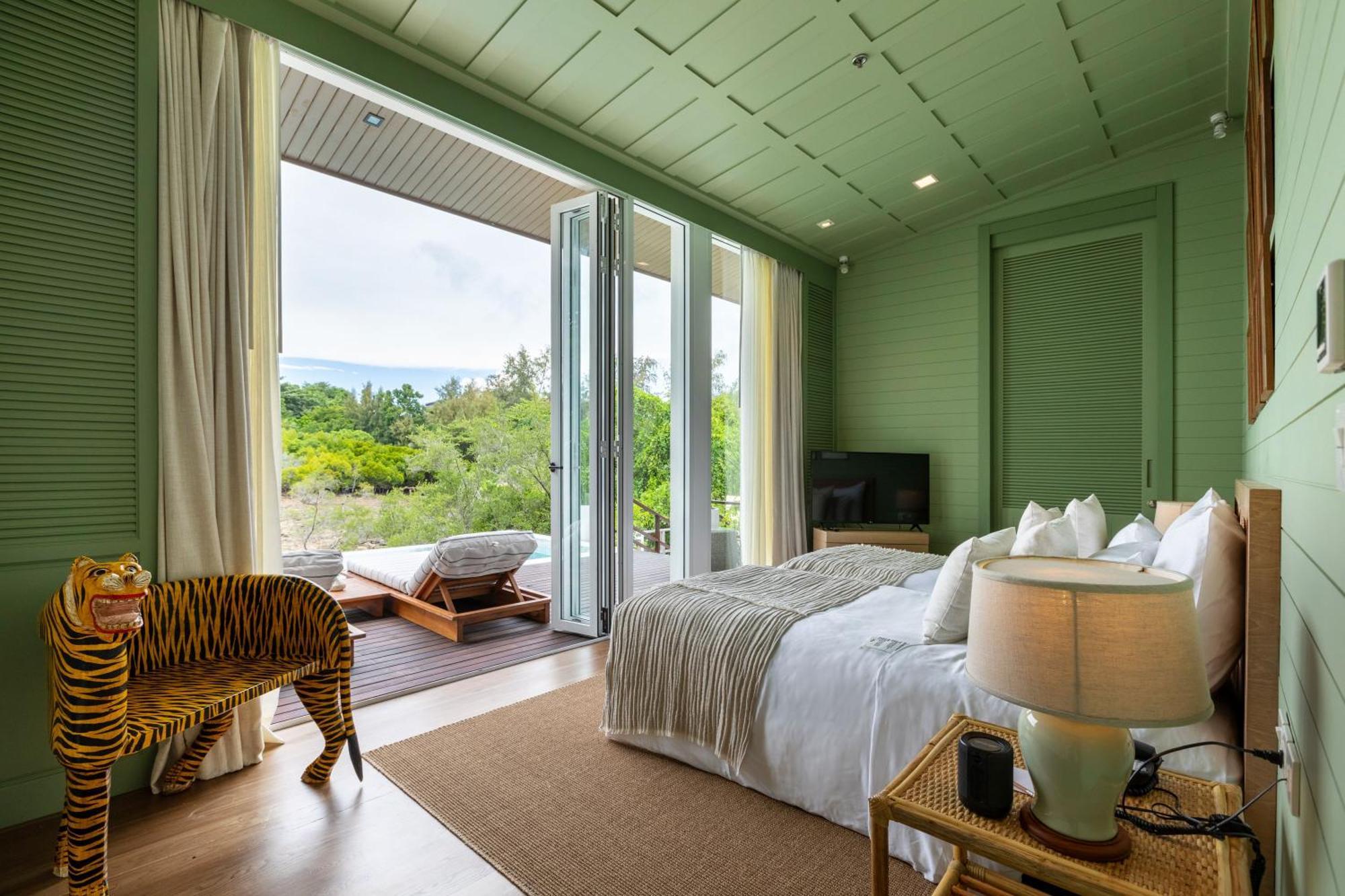 Cape Fahn Samui Resort 5*