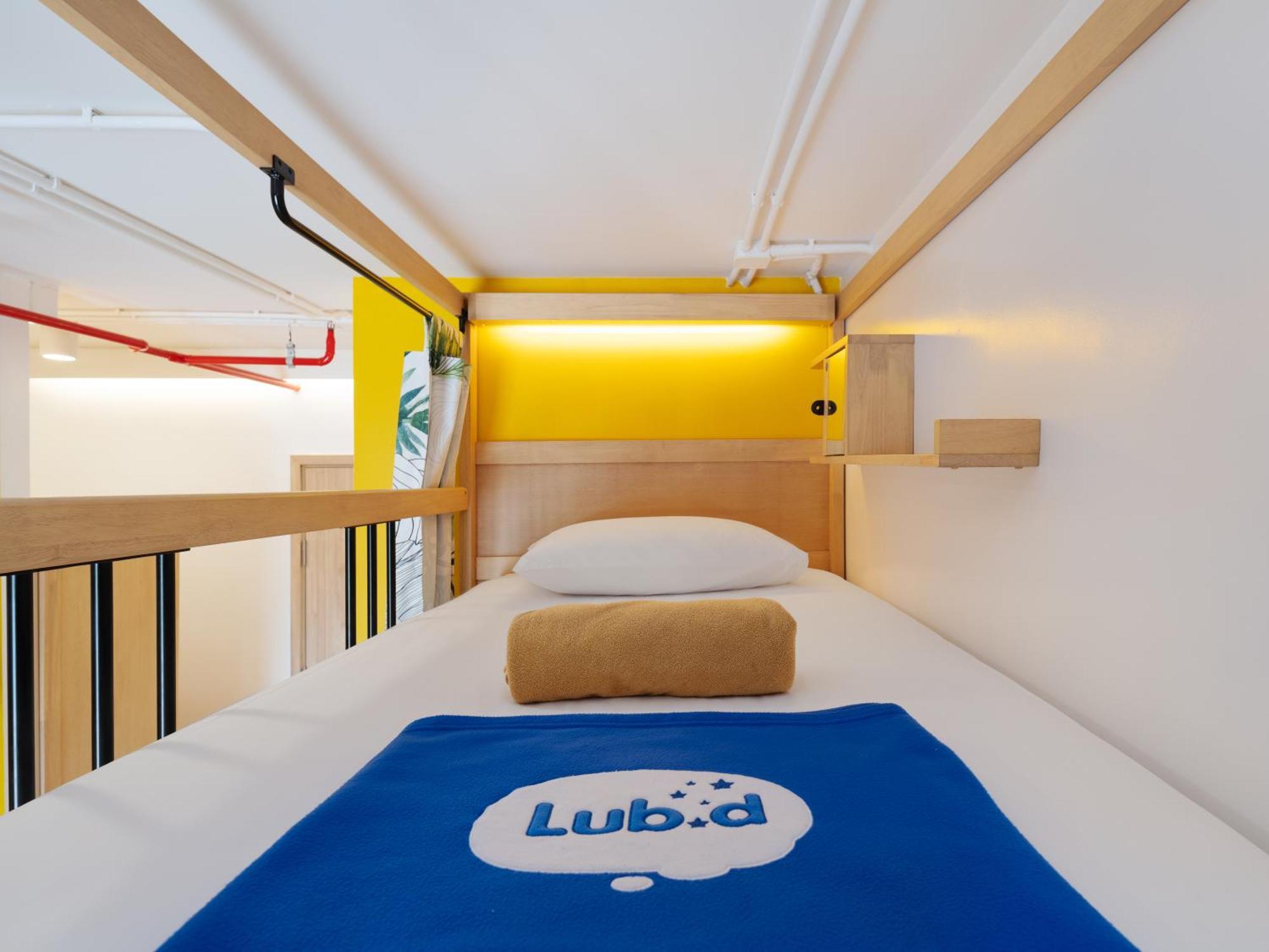 Lub D Chaweng - Beachfront & Vibrant Social Vibe 4*