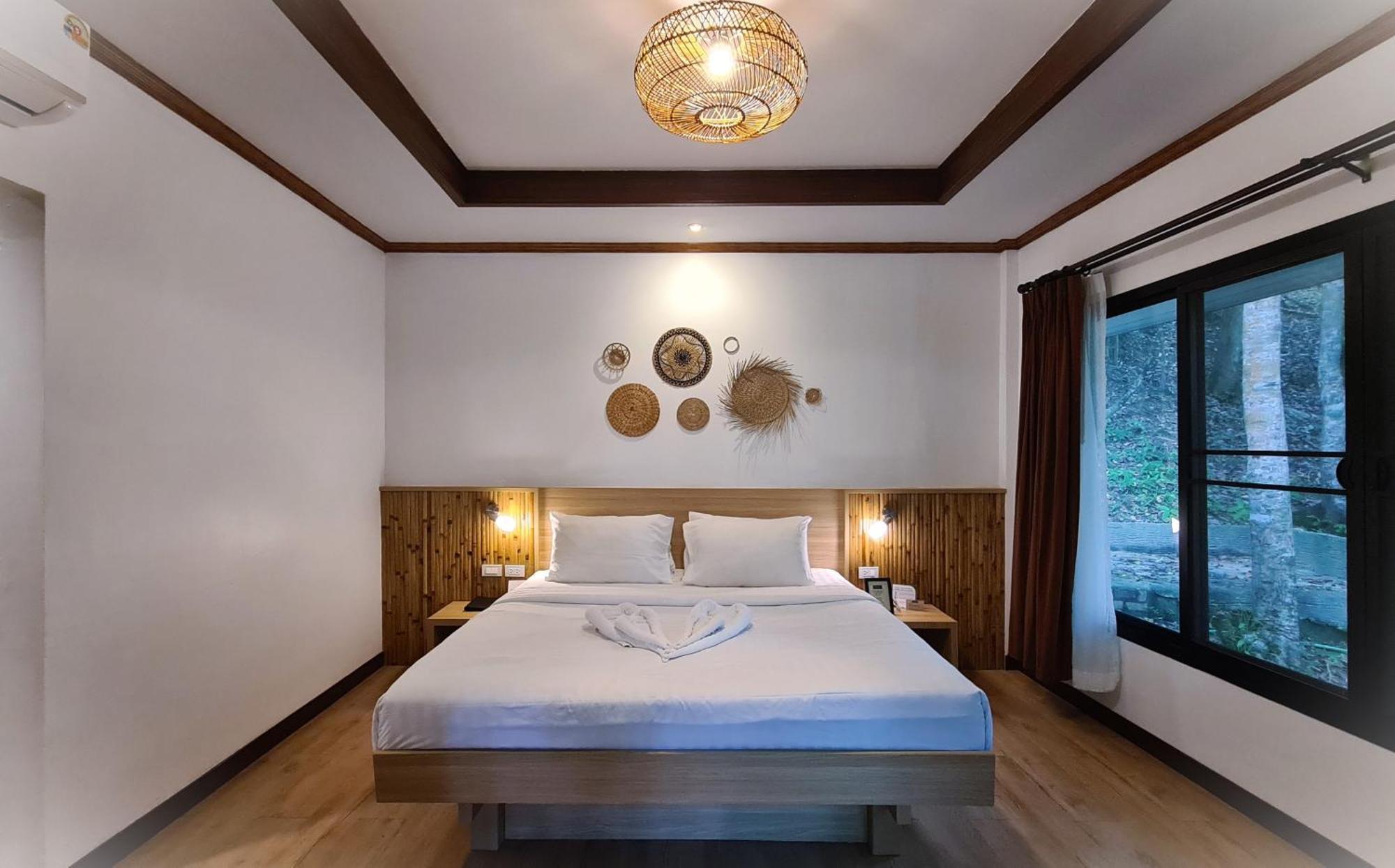 Resort Moonlight Bay