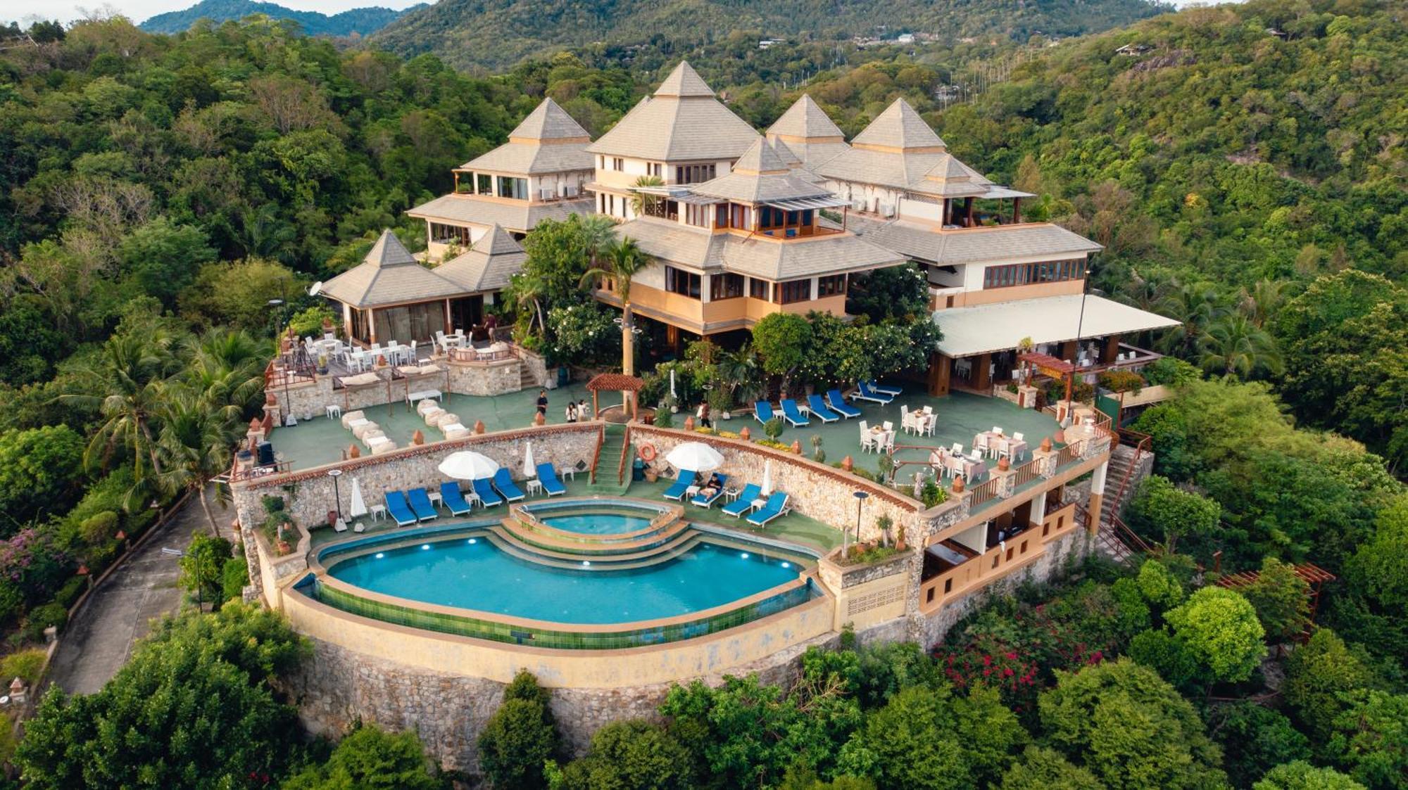 Paradise Zone Resort 3*